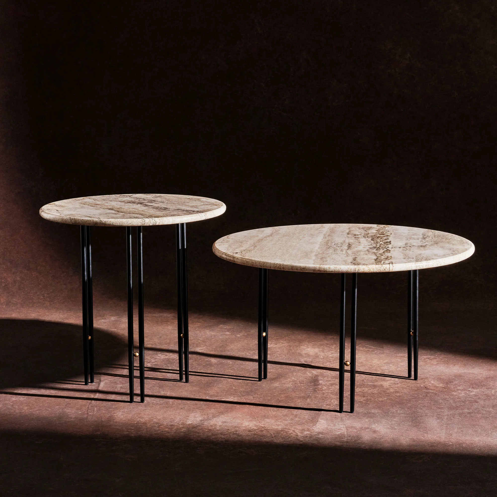 IOI soffbord 70 cm svart