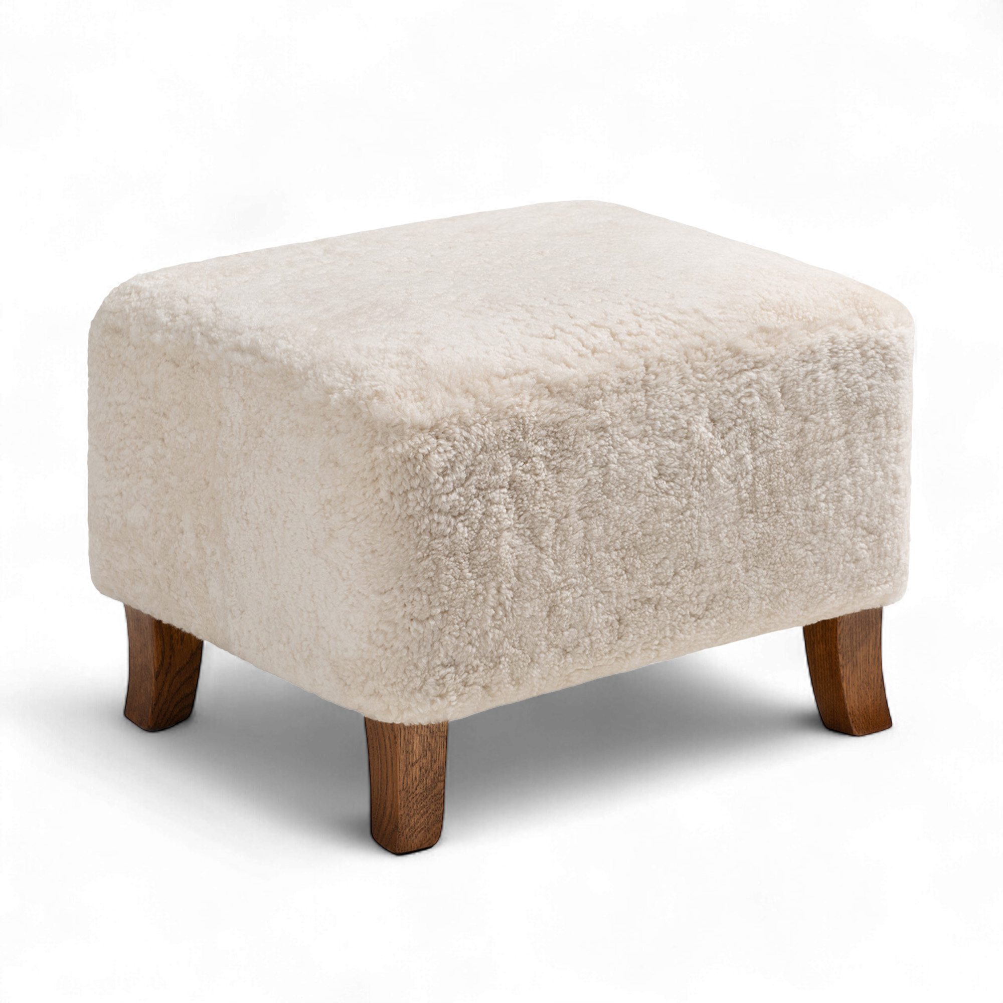 dagmar - sampo footstool sheepskin moonlight fumed oak - fotpallar - christian sorensen - träfärgad - trä/textilmaterial