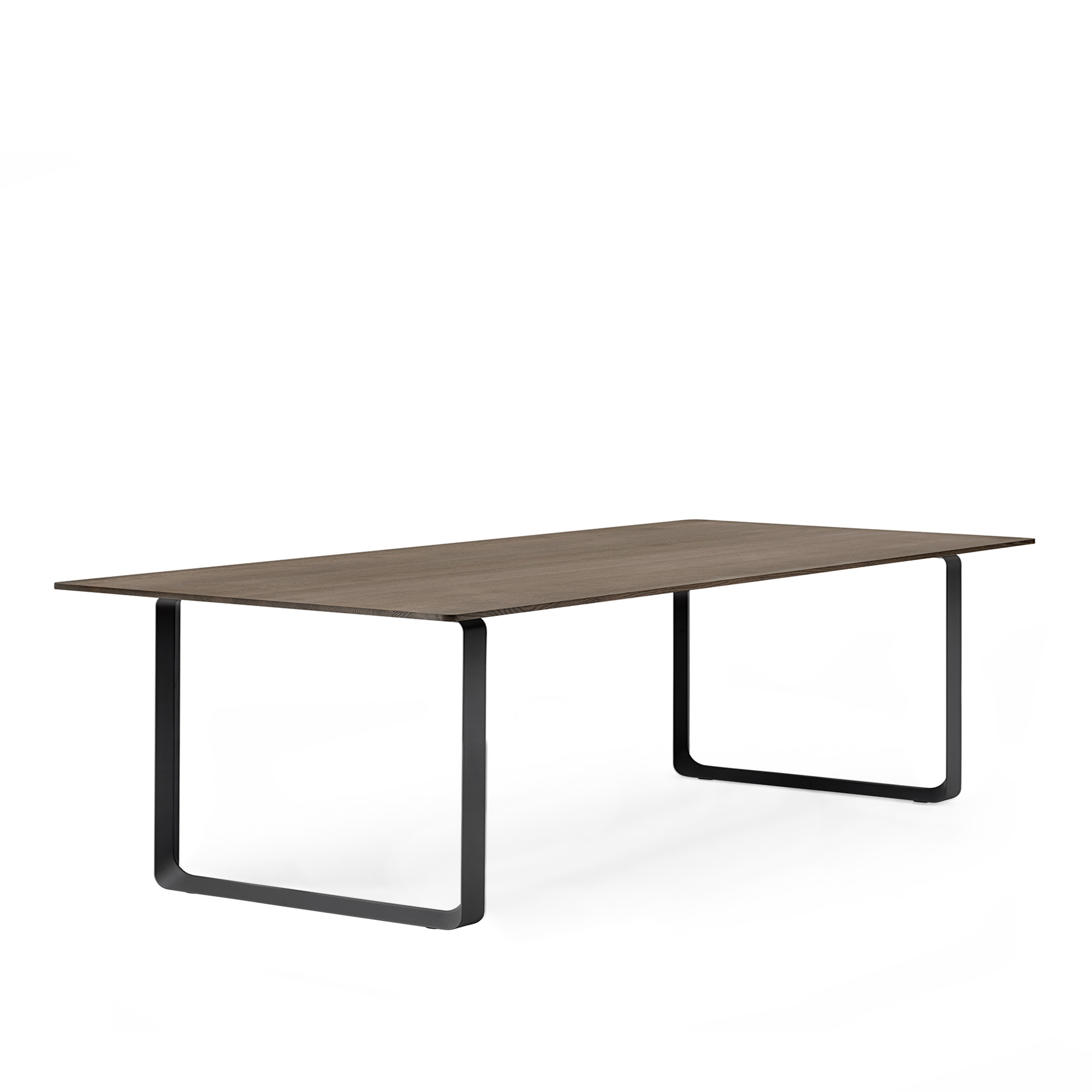 Muuto - 70/70 Table matbord 225x90 cm, R&ouml;kt massiv ek/Svart - Matbord - TAF Studio - Svart - Metall/Tr&auml;