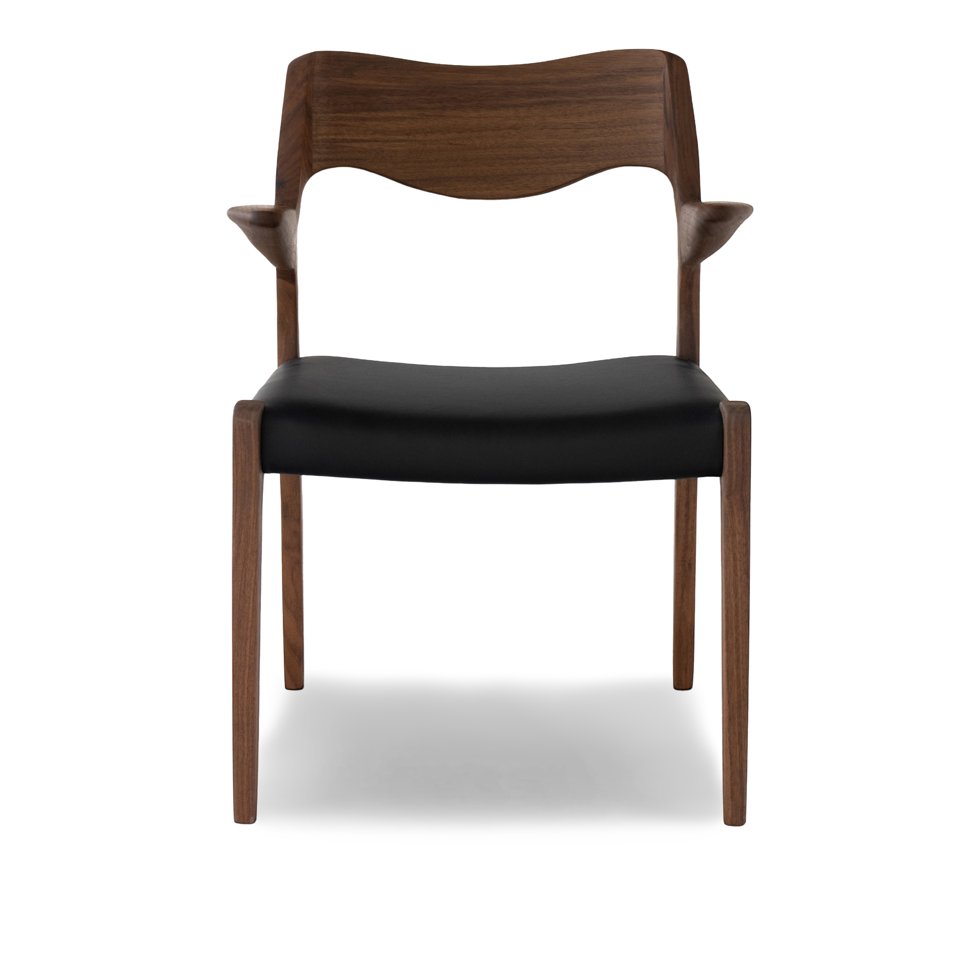 J.L. M&oslash;ller - Model 55 armchair Walnut, Oil, Leather &ndash;&nbsp;Roma 907 - Matstolar - Niels Otto M&oslash;ller - Svart - L&auml;der/Tr&auml;