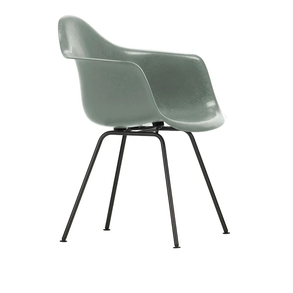 Eames Fiberglass Armchair DAX rammestol Basic Dark