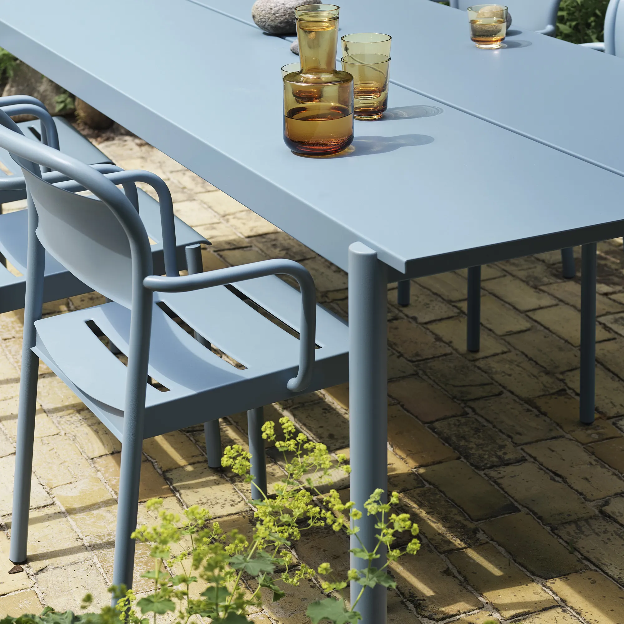 Linear Steel Table 220 x 90 cm