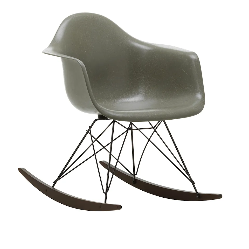 Eames Fiberglass Armchair RAR gungstol Basic Dark/Dark Maple