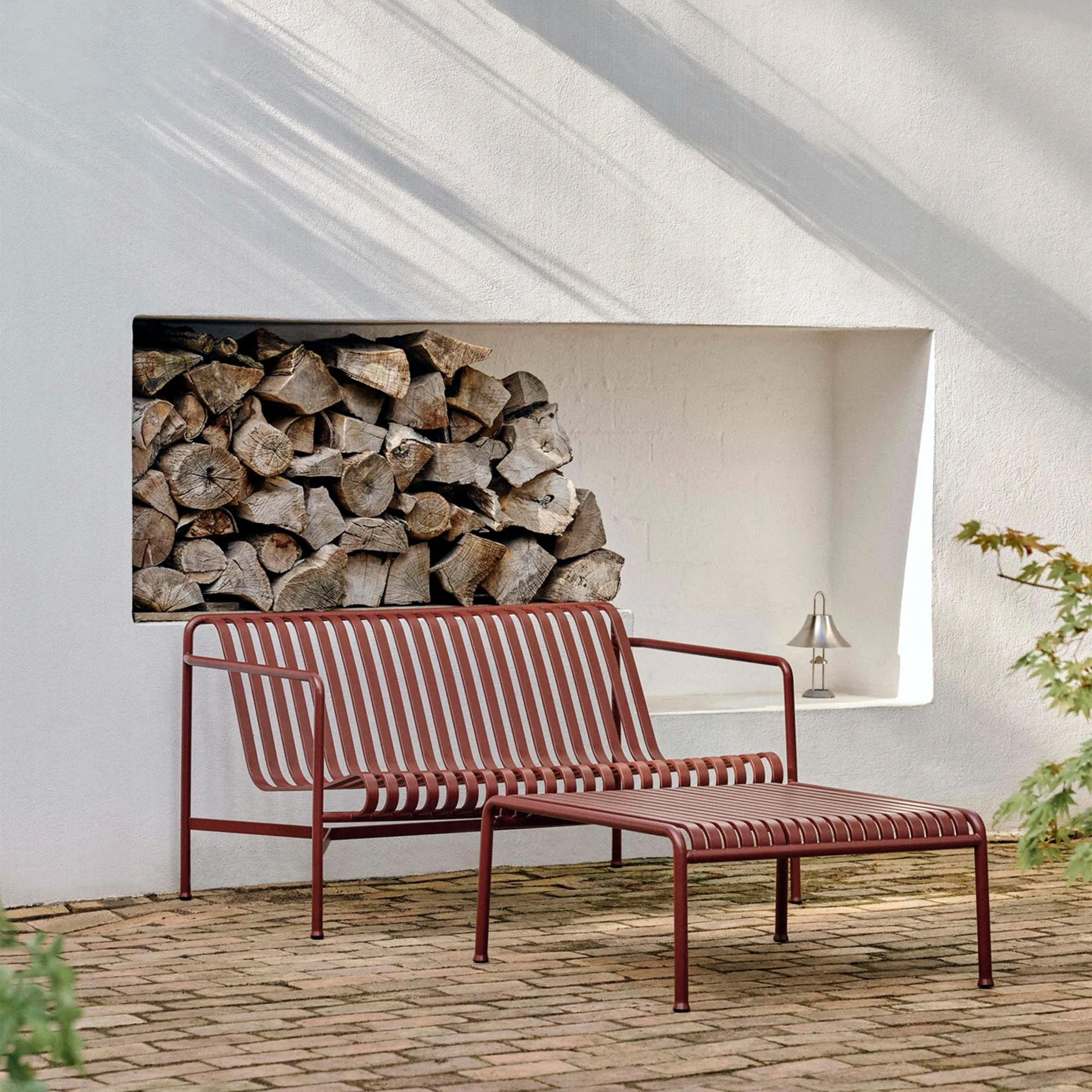 Palissade lågt trädgårdsbord 82 x 86 cm