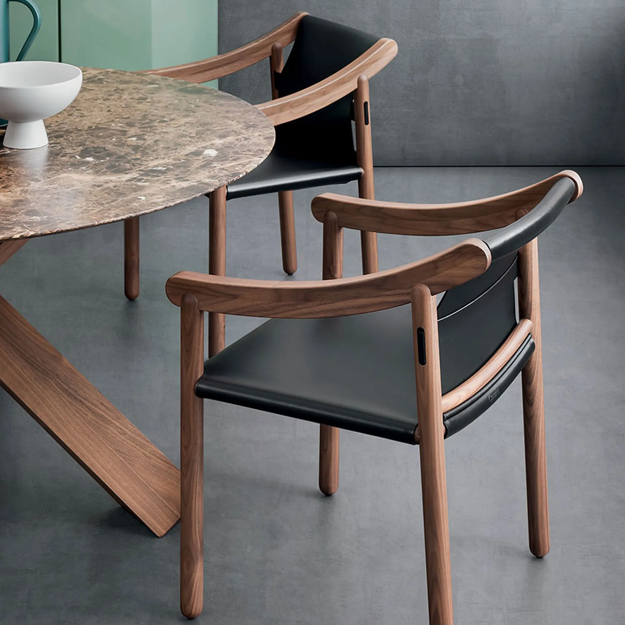 905 stol Ashwood Stained Black
