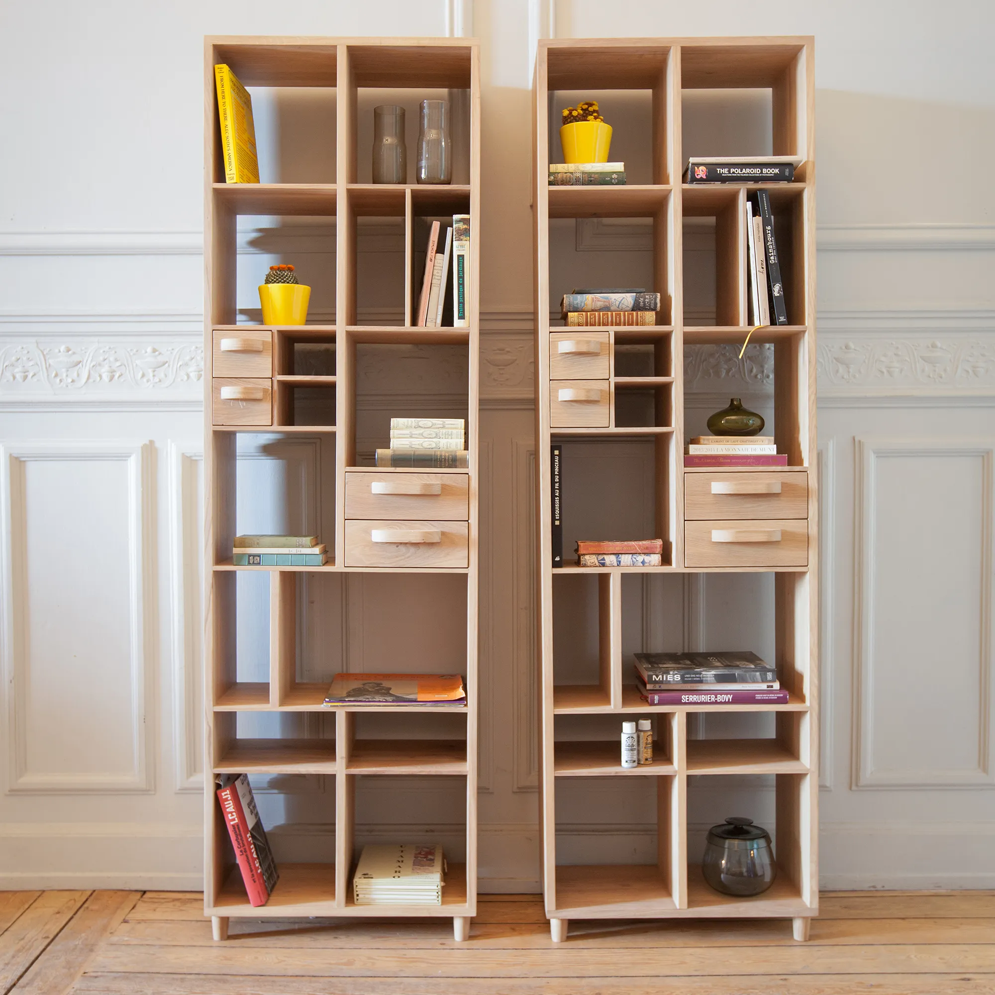 Pirouette Book Rack Oak 4 Drawers