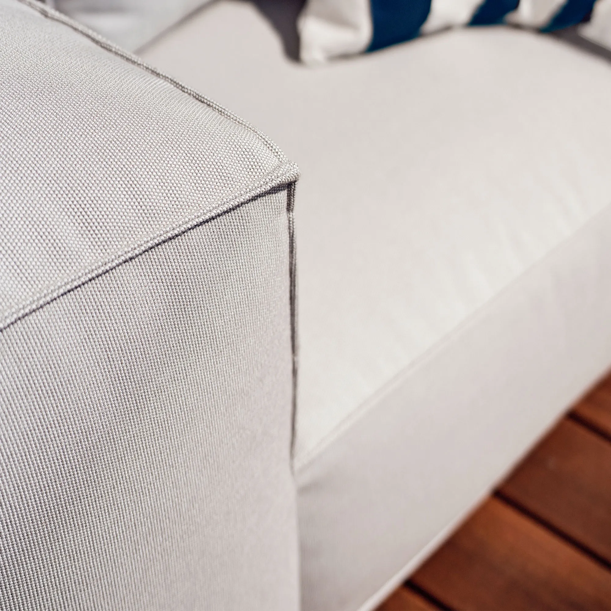 Asker Sofa Ottoman