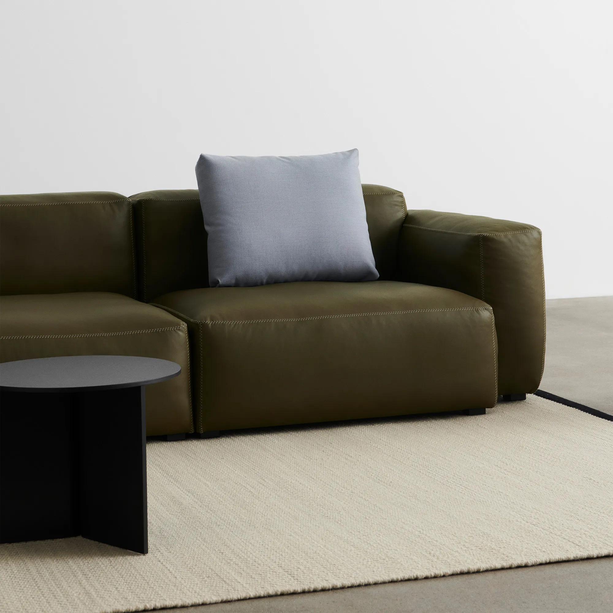 Slit soffbord Round