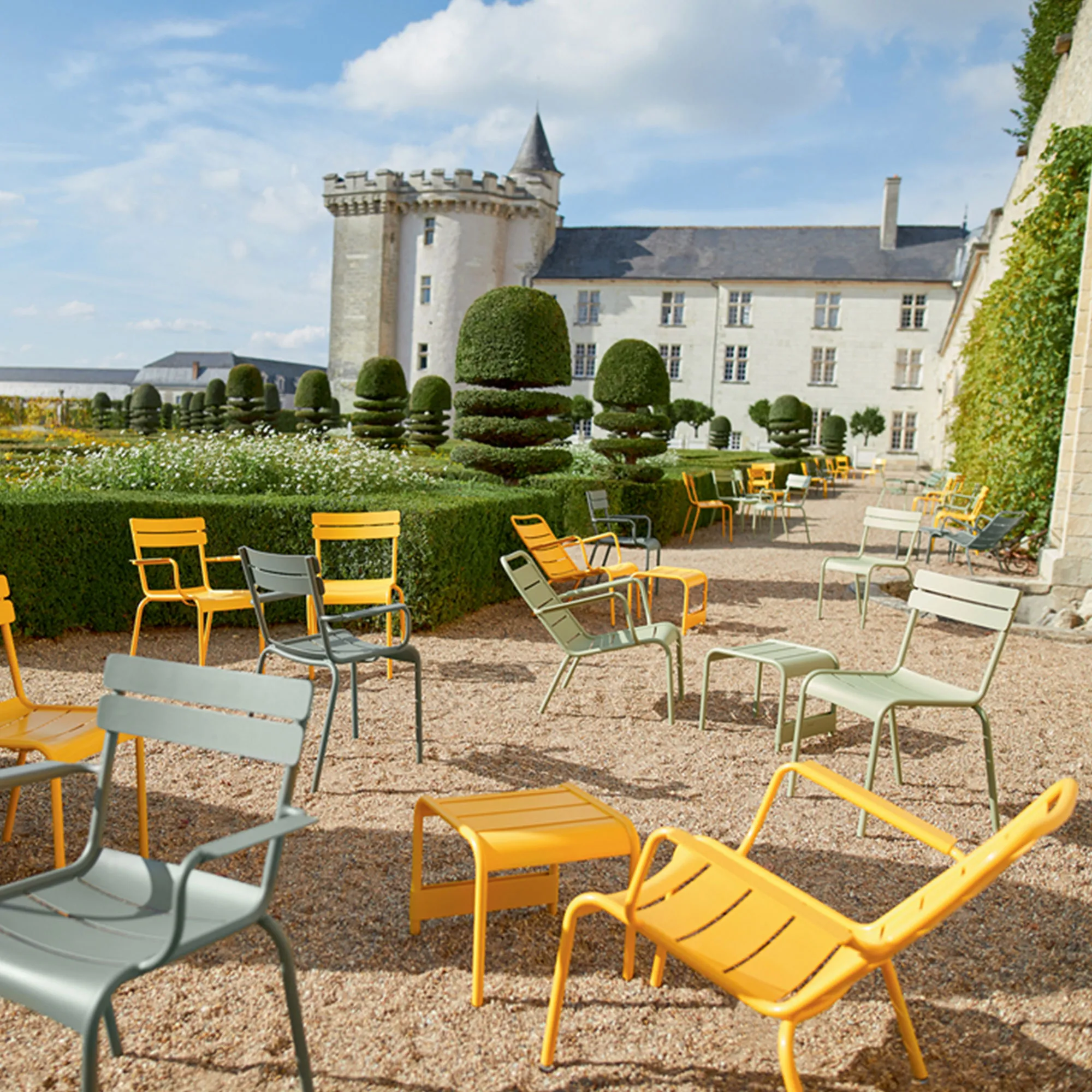 Luxembourg Low Armchair
