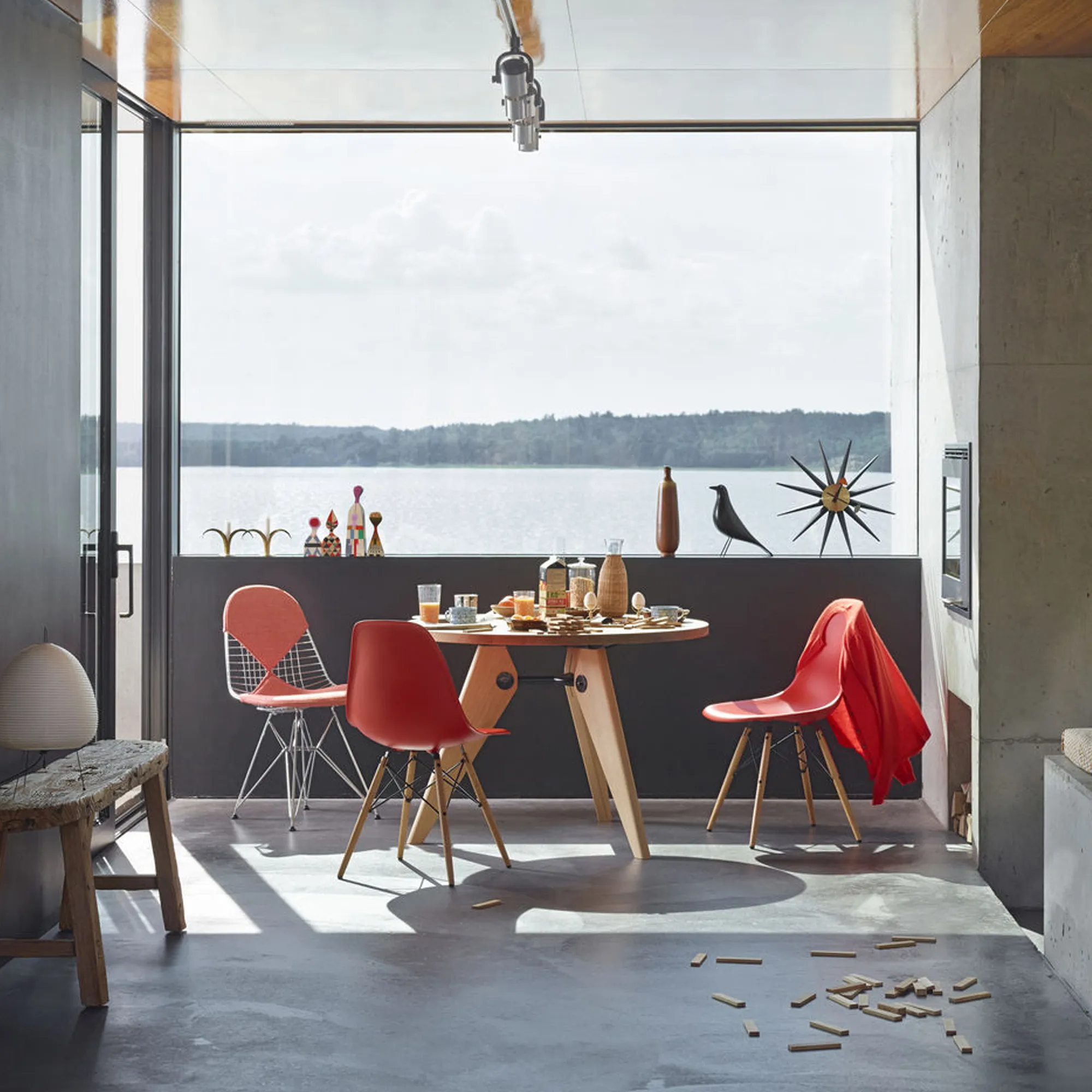 Eames RE Plastic Chair DSW stol Ash Honey Tone