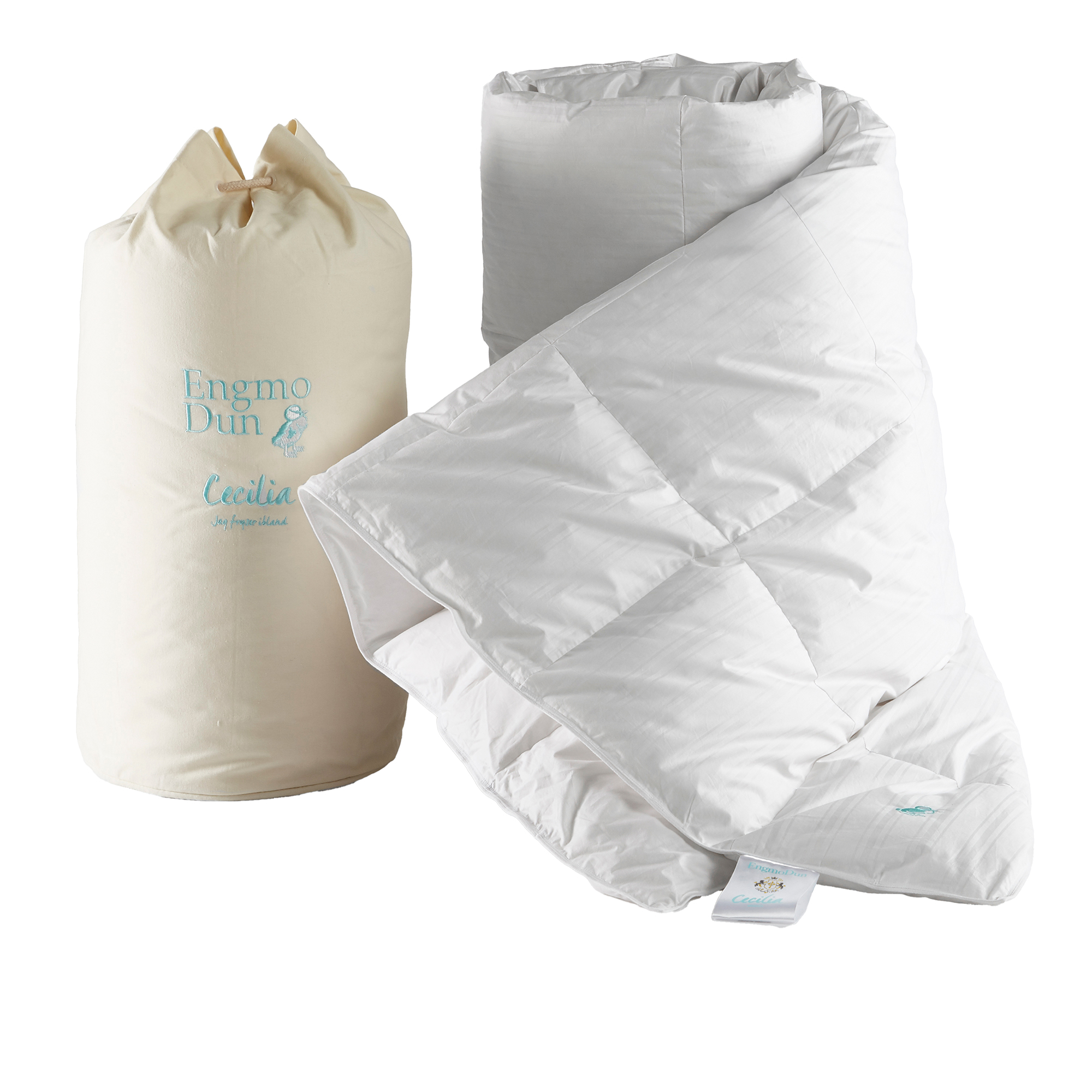 Engmo Dun - Cecilia fryser aldrig, Duntäcke, 150x210 cm - Täcken - Vit | Textilier - Sovrumstextilier - Täcken | Möbelexperten