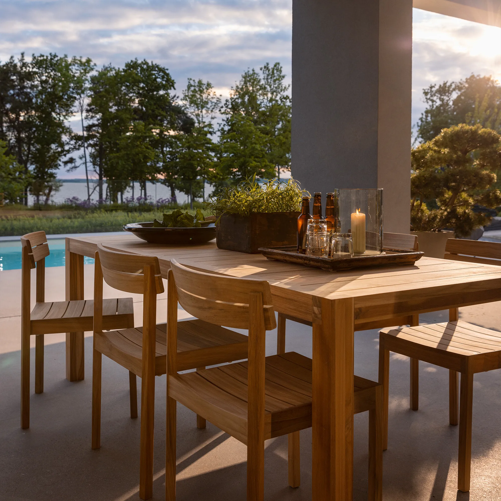 Laknäs Extendable Table