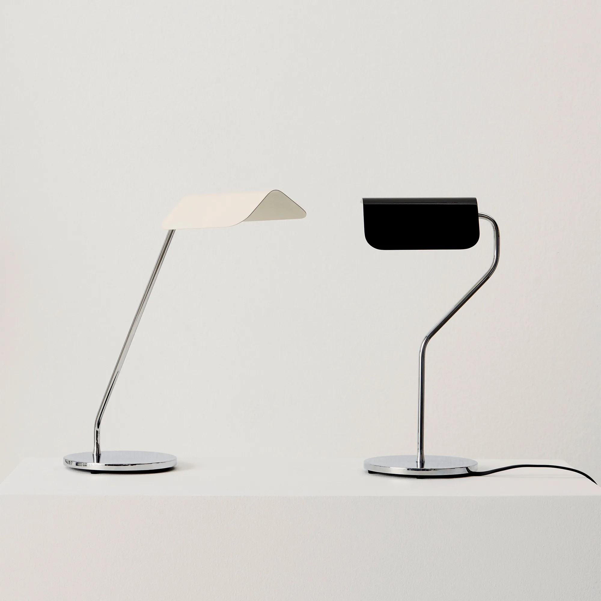 Apex bordslampa