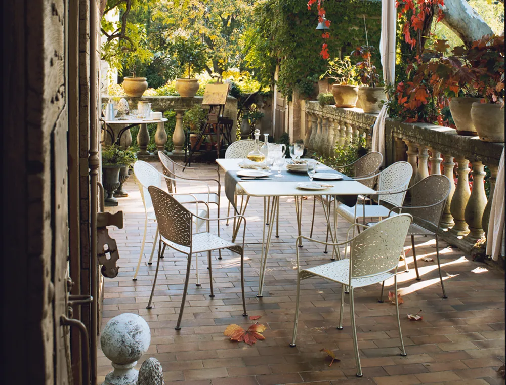 Opéra+ Table Round