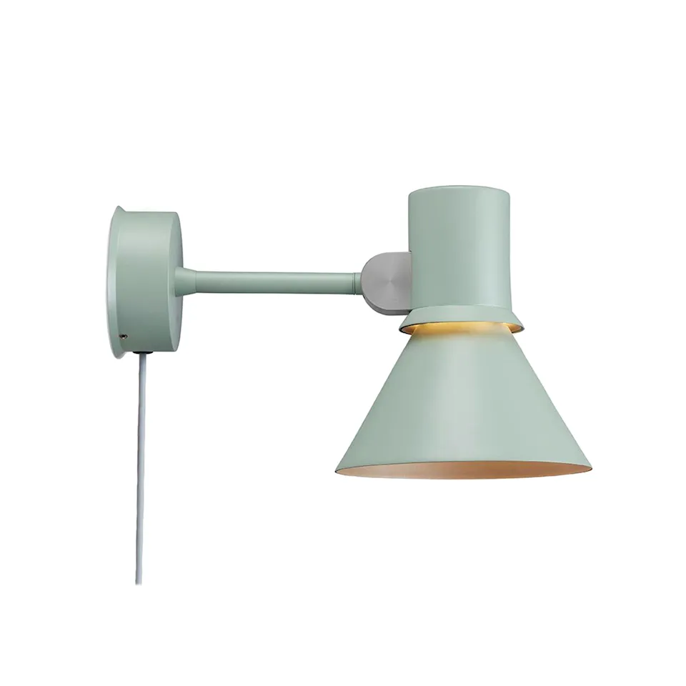 Type 80 Wall Lamp