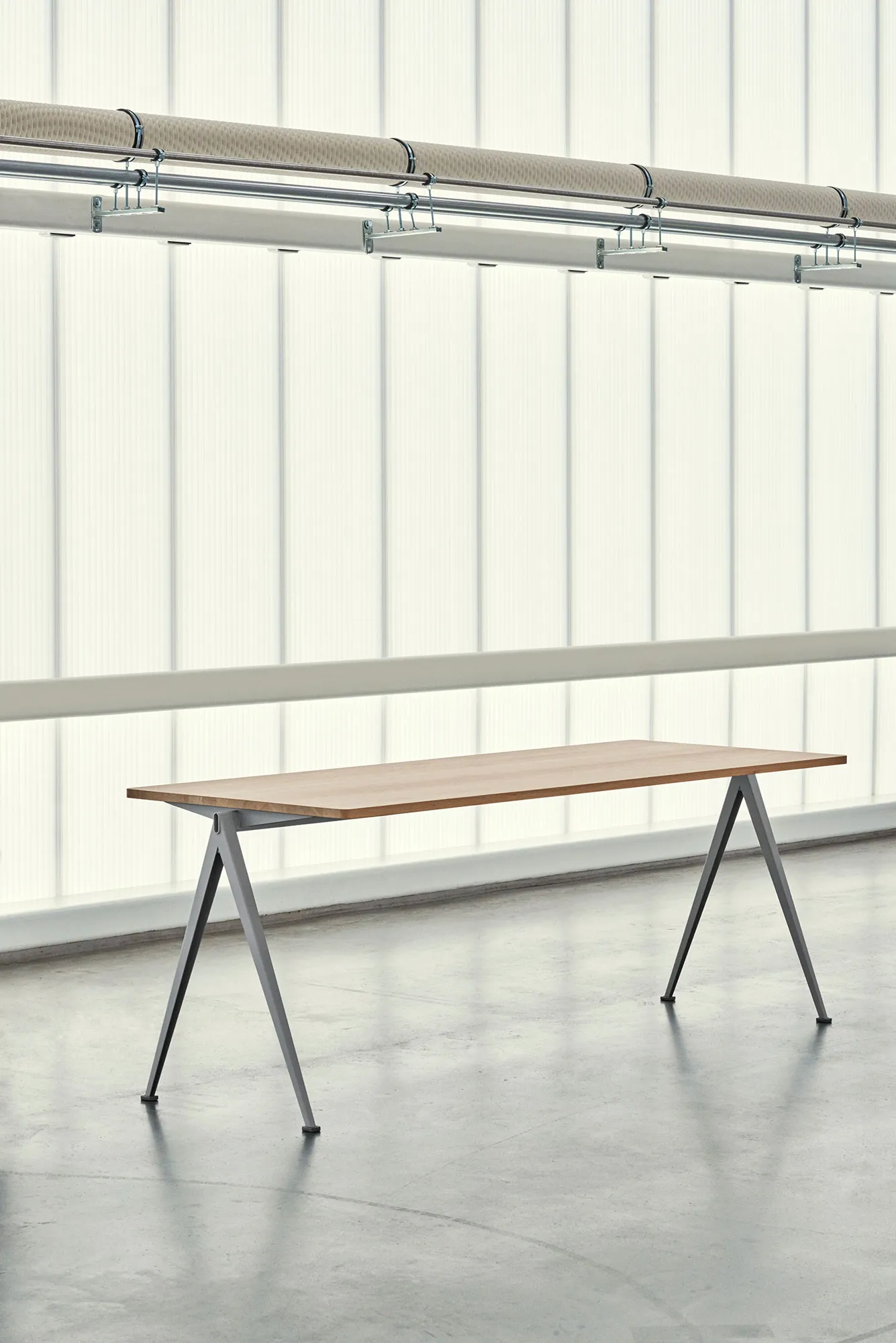 Pyramid bord 01 75 x 140 cm Black