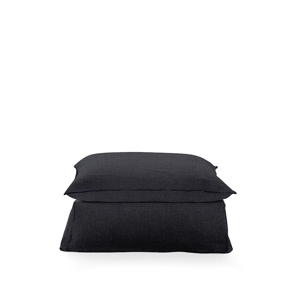 Ghost 06P Ottoman