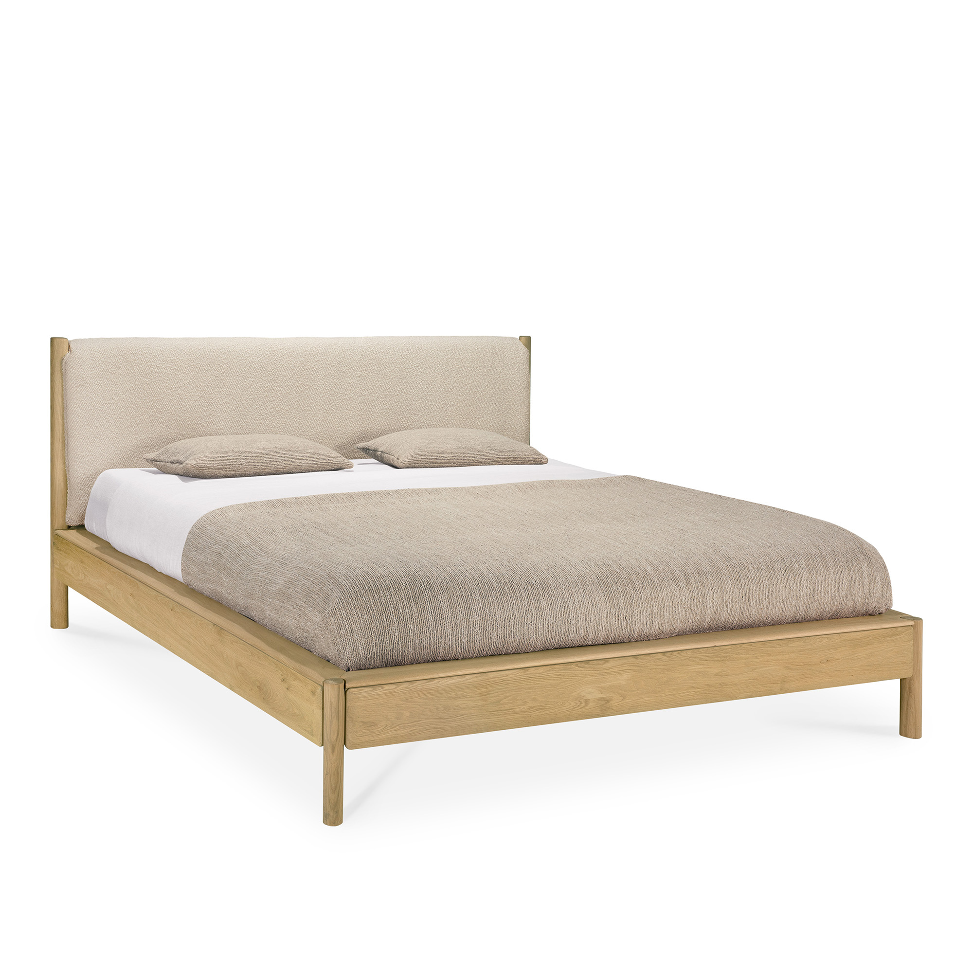 Ethnicraft - PI Bed - Oak - Cloud Fabric - Mattress 180X200 - Without Slats - Removable Cover - Ramsängar - Alain Van Havre - Träfärgad | Möbler - Sängar Och Tillbehör - Ramsängar | Möbelexperten
