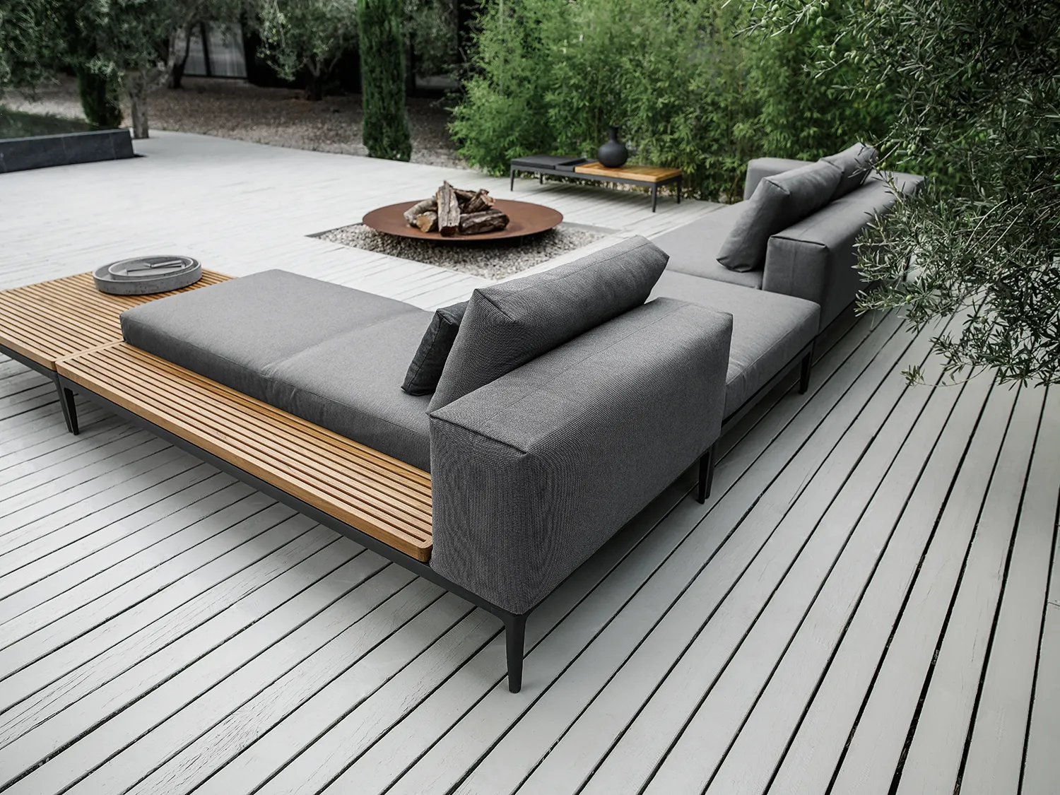 Grid Lounge Sofa