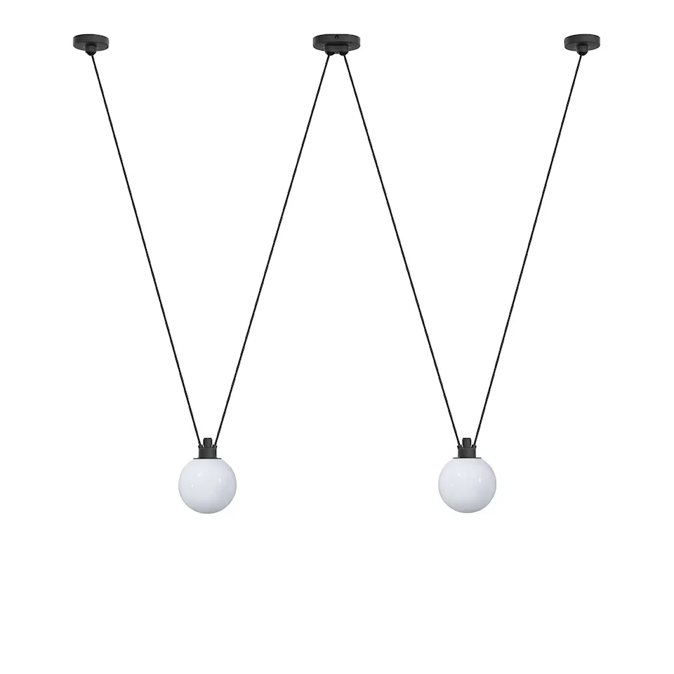 Les Acrobates de Gras No 324 - Glass Ball
