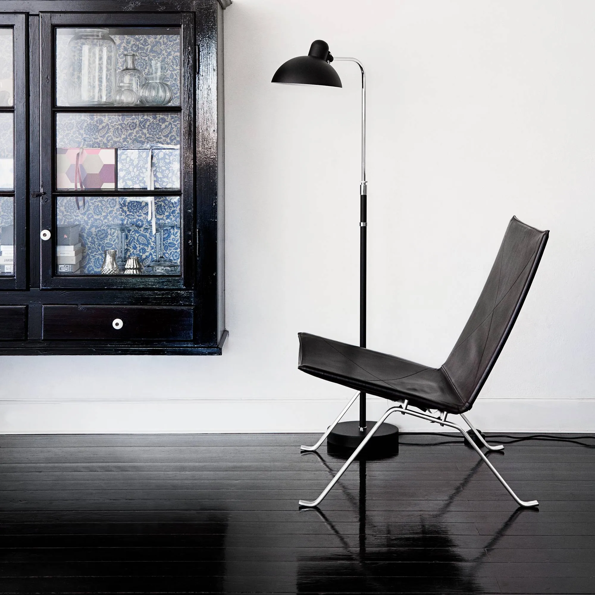Kaiser Idell 6580 golvlampa