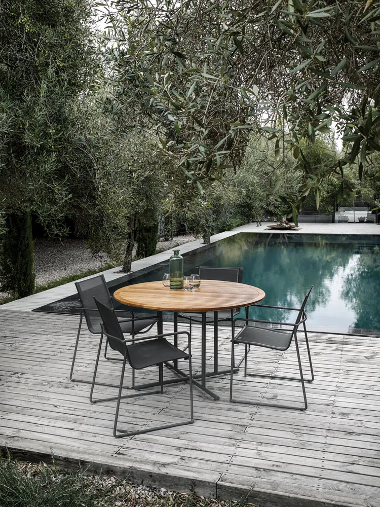 Whirl Teak Table 150 cm