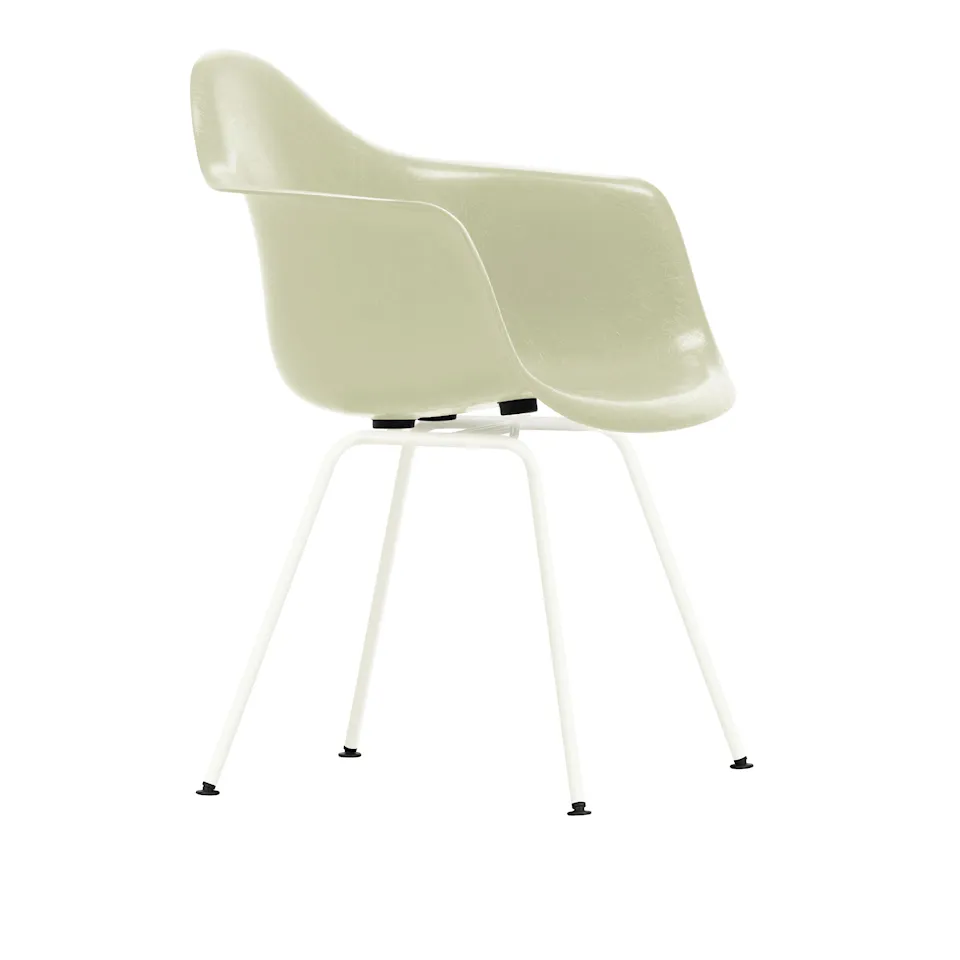 Eames Fiberglass Armchair DAX lenestol White