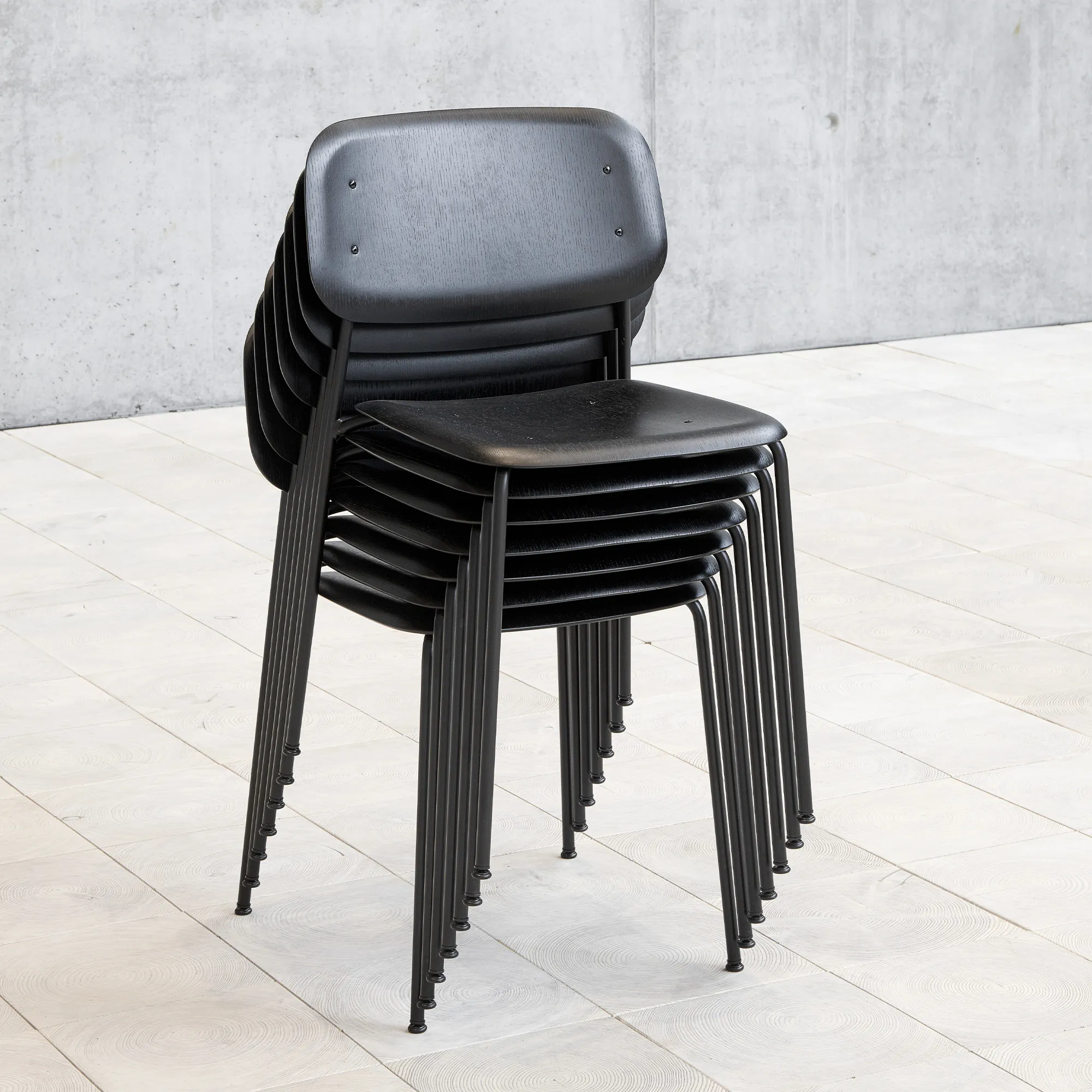 Soft Edge 40 stol Black