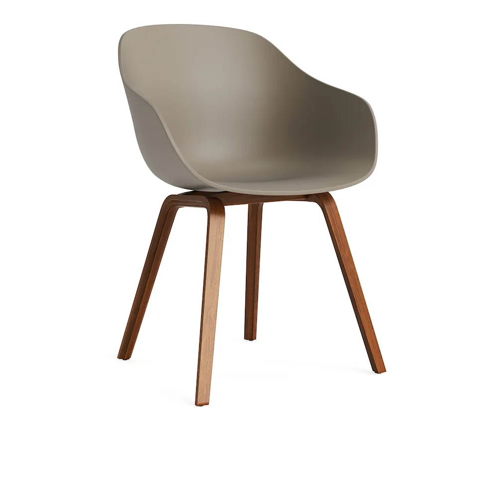 About A Chair AAC222 karmstol Walnut