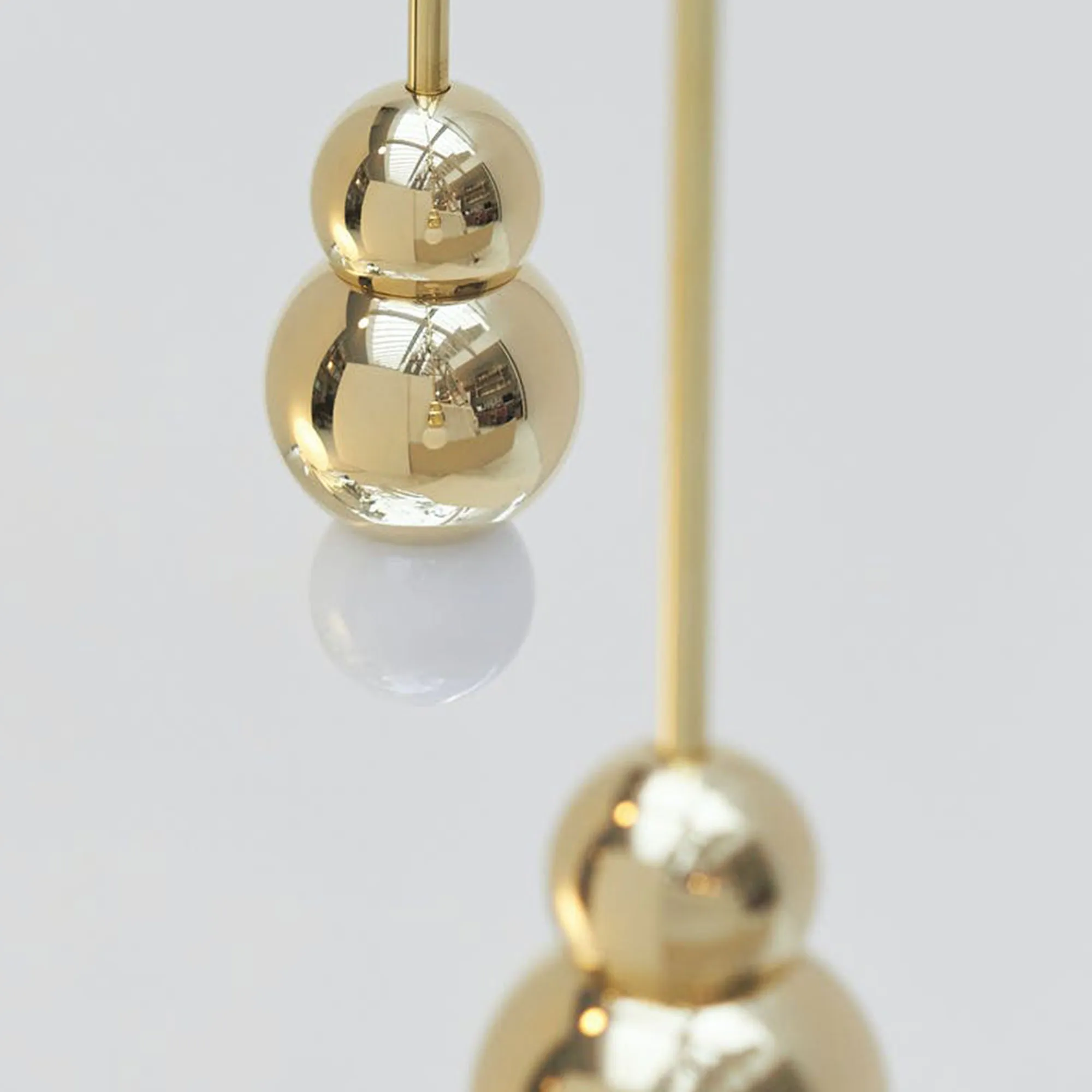 Ball Light Pendant Large Rod Polished Brass