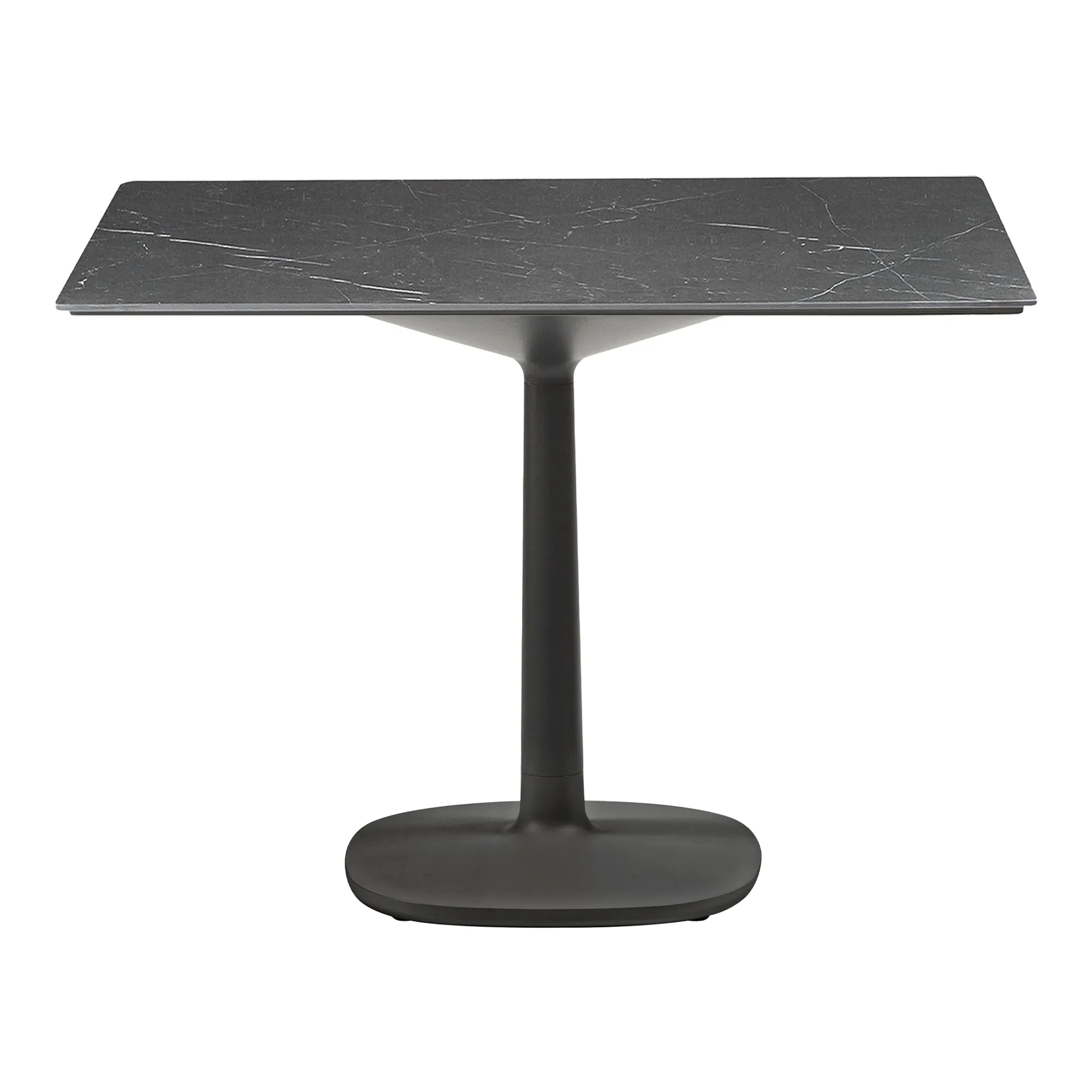 Multiplo 4138 kvadratiskt bord 118x118cm med stor kvadratisk bas R1,5cm