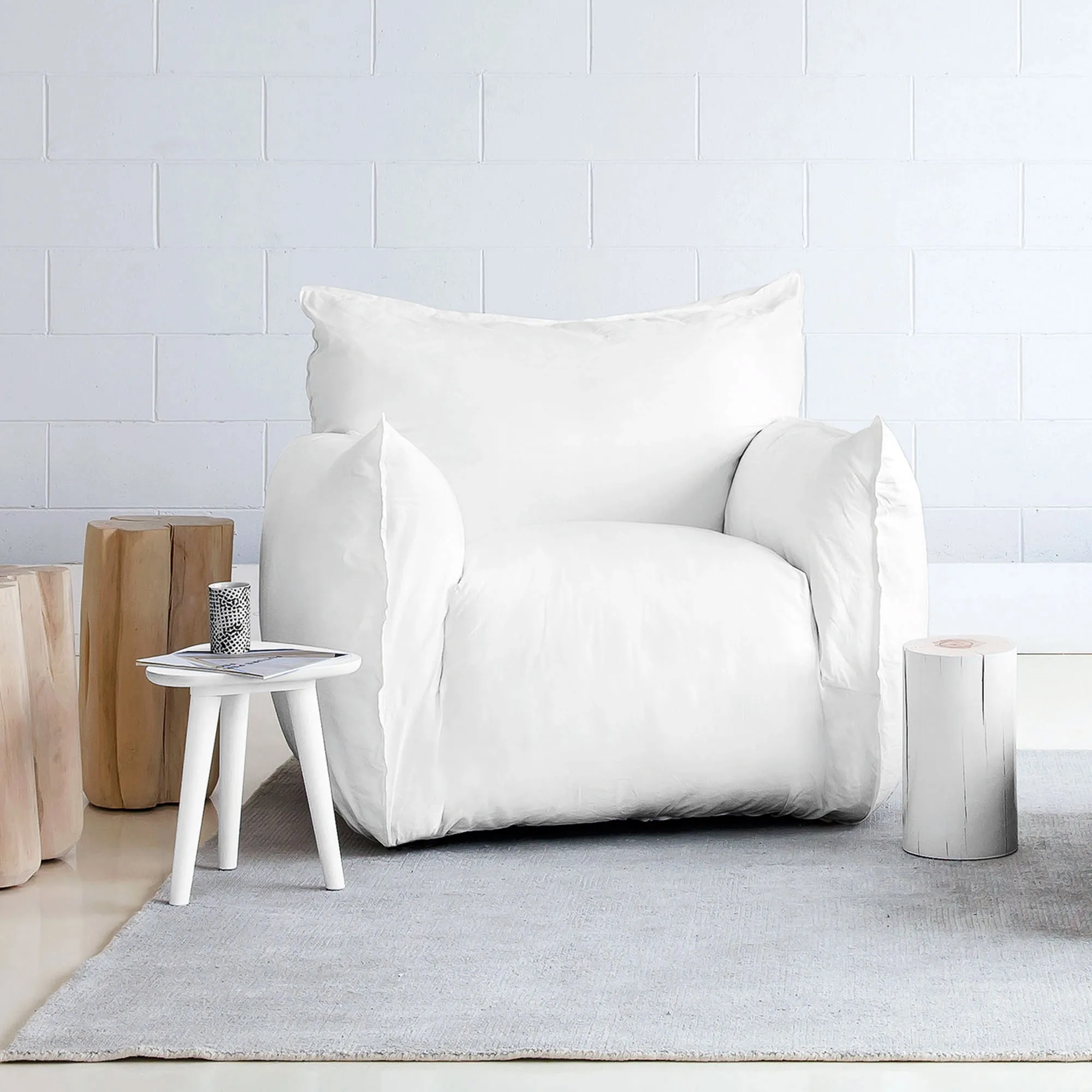 Nuvola 09 Armchair
