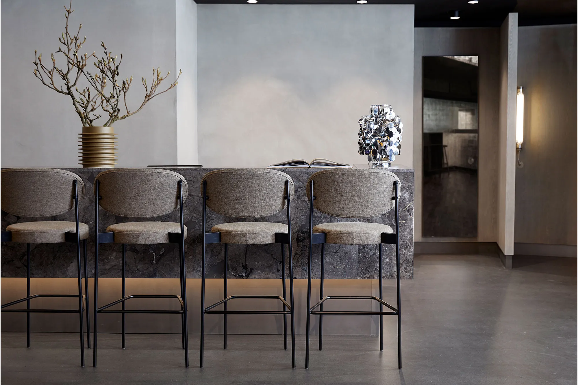 Series 430 Bar Stool