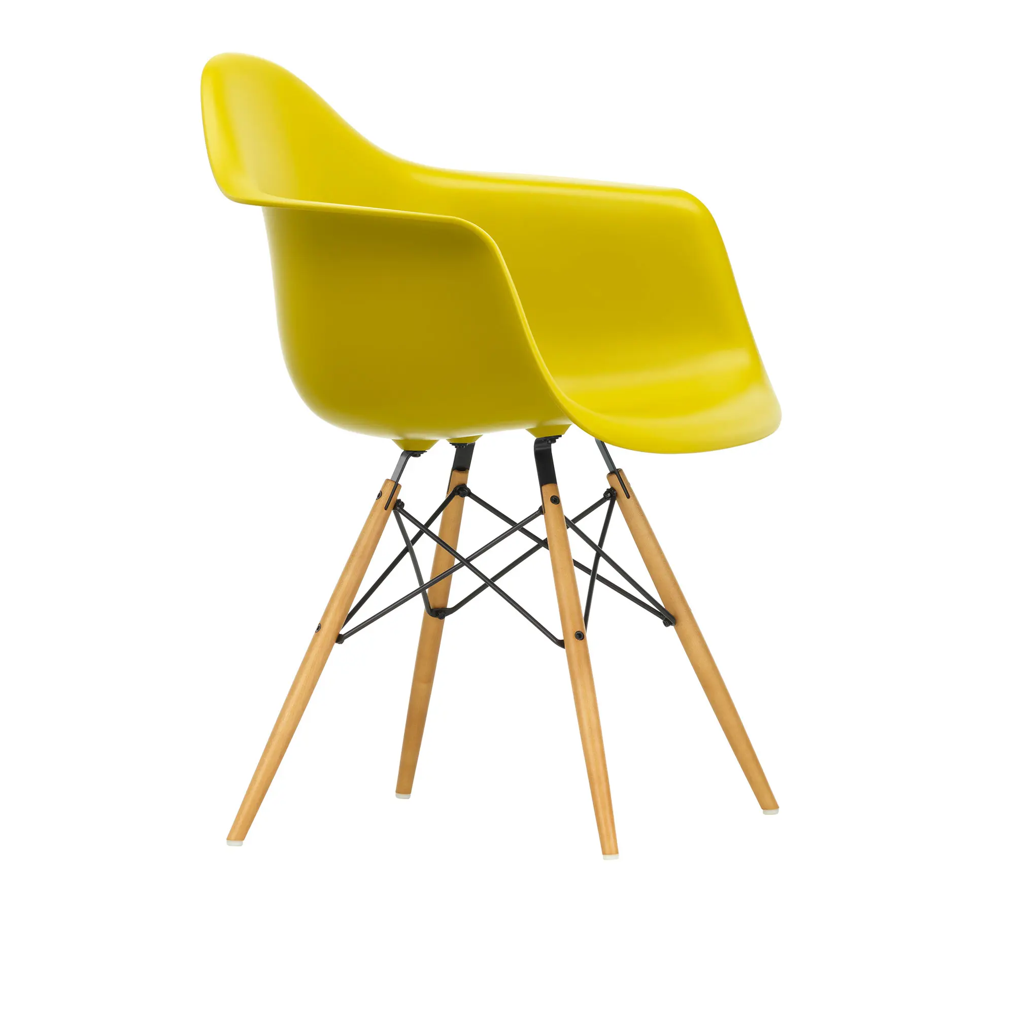 Eames RE Plastic Armchair DAW spisestuestol Golden Maple
