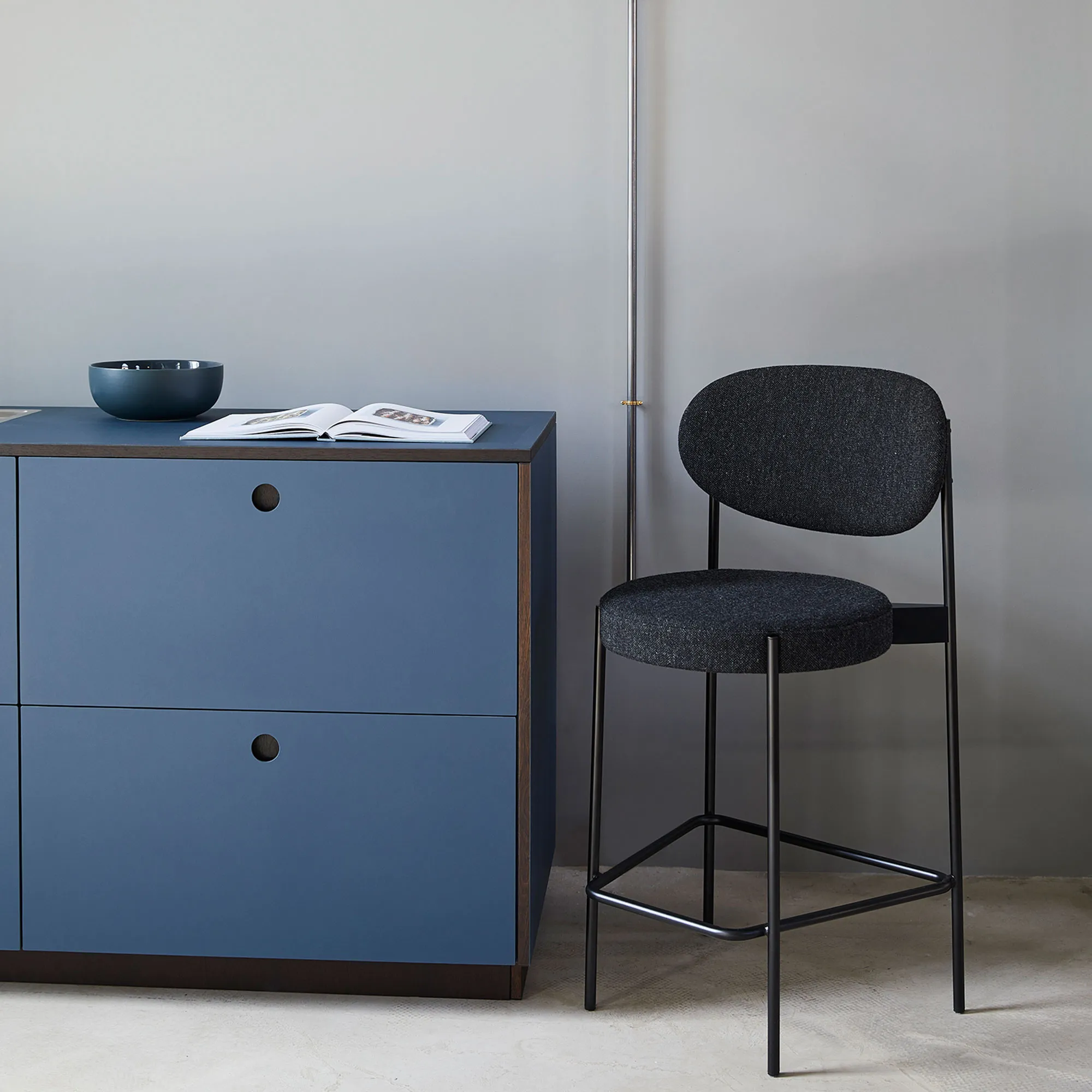 Series 430 Bar Stool