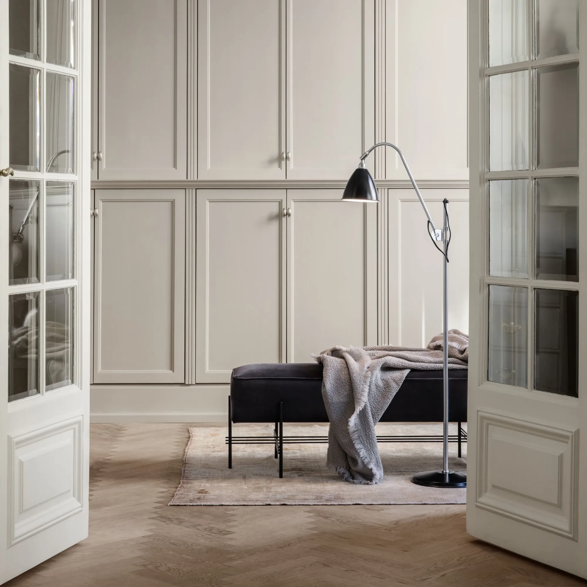 Bestlite BL3 golvlampa Small svart mässing