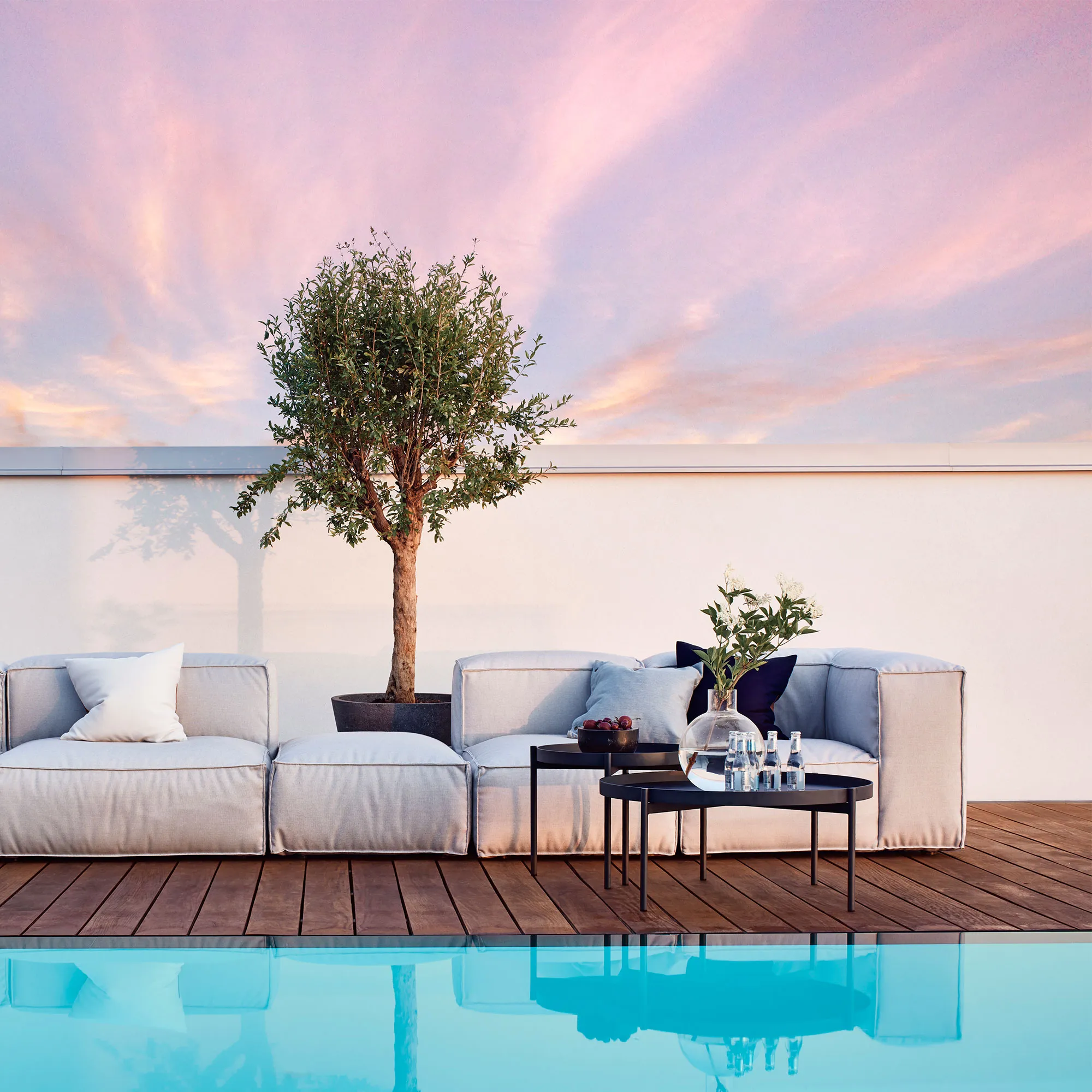 Asker Sofa Ottoman