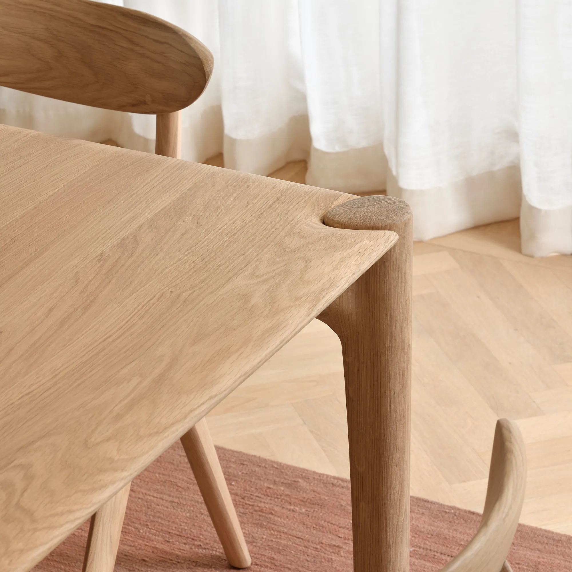 PI Dining Table