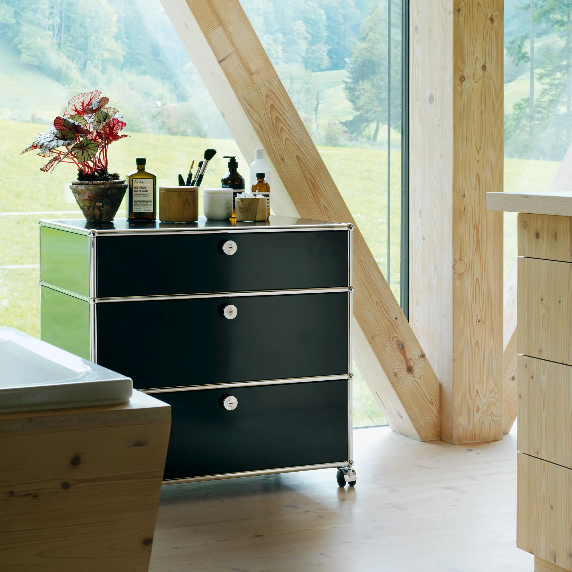 USM Haller 51 skåp