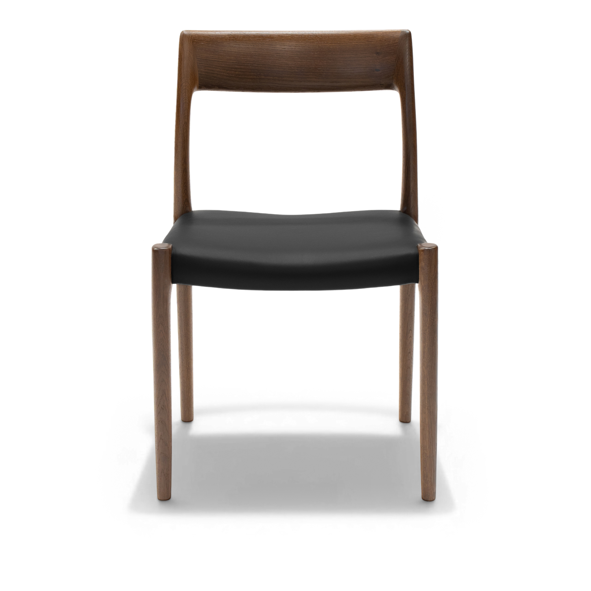 J.L. Møller - Model 77 dining chair Oak, Smoked, Leather – Roma 907 - Matstolar - Niels Otto Møller - Svart - Läder/Trä | Möbler - Stolar Och Pallar - Matstolar | Möbelexperten