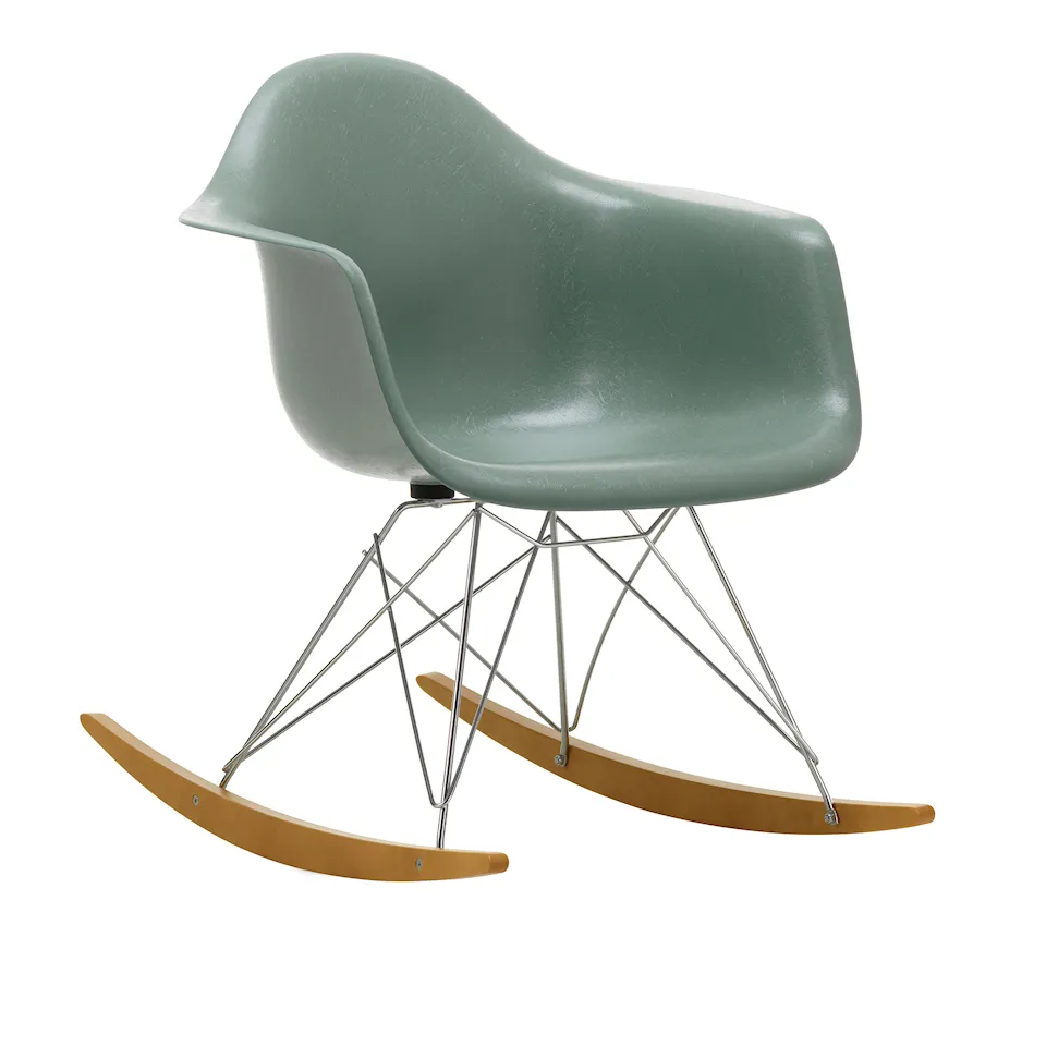 Eames Fiberglass Armchair RAR gungstol Chrome/Golden Maple