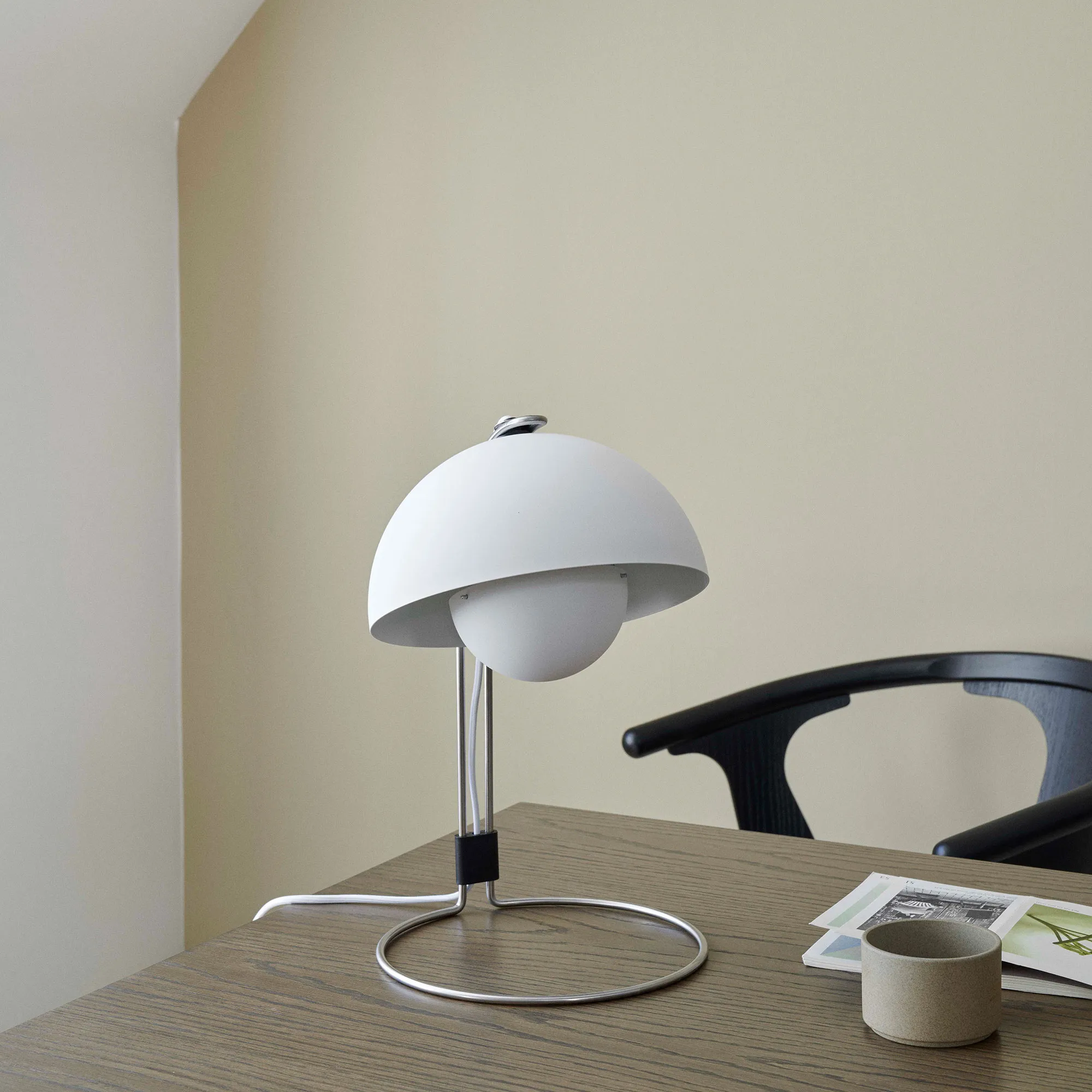 Flowerpot VP4 Desk Lamp