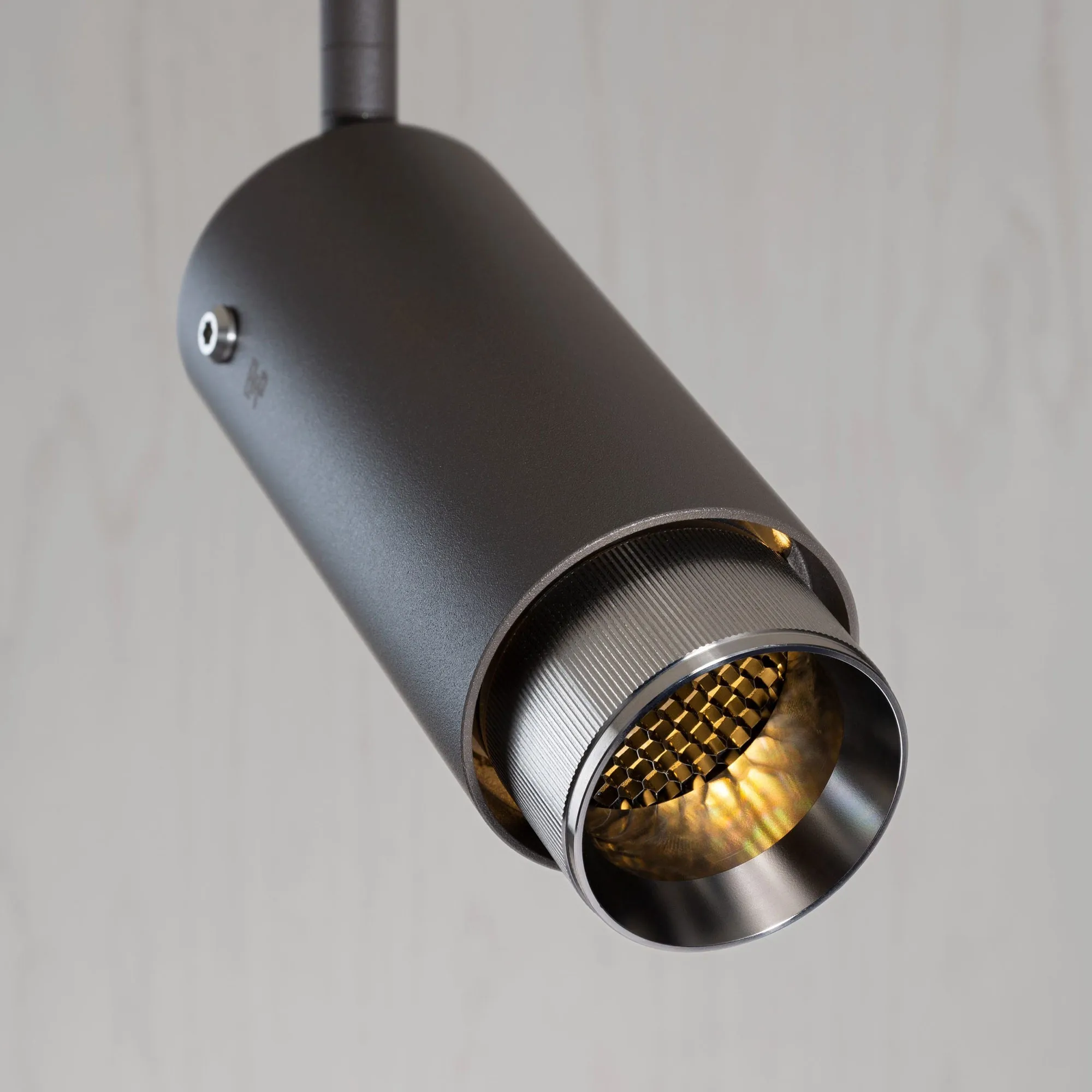 Exhaust Spot Graphite