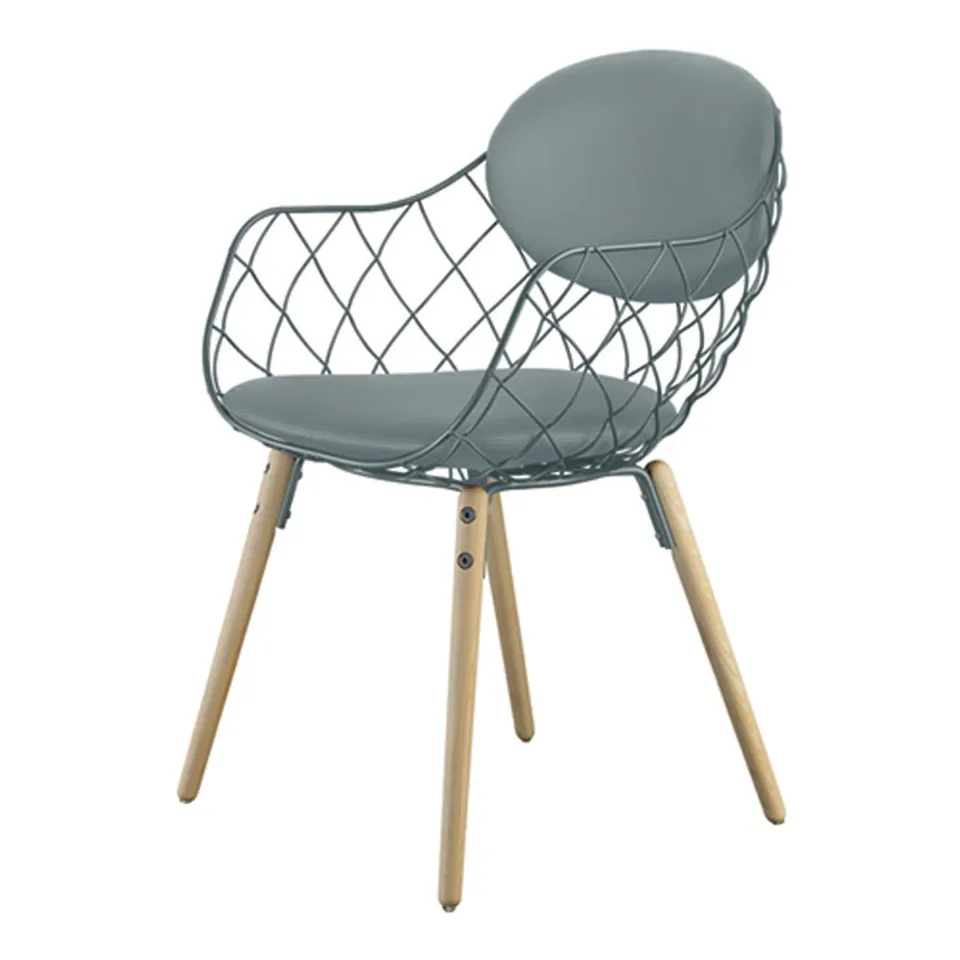 Pina Chair White legs/White seat/White cushions Steelcut 110