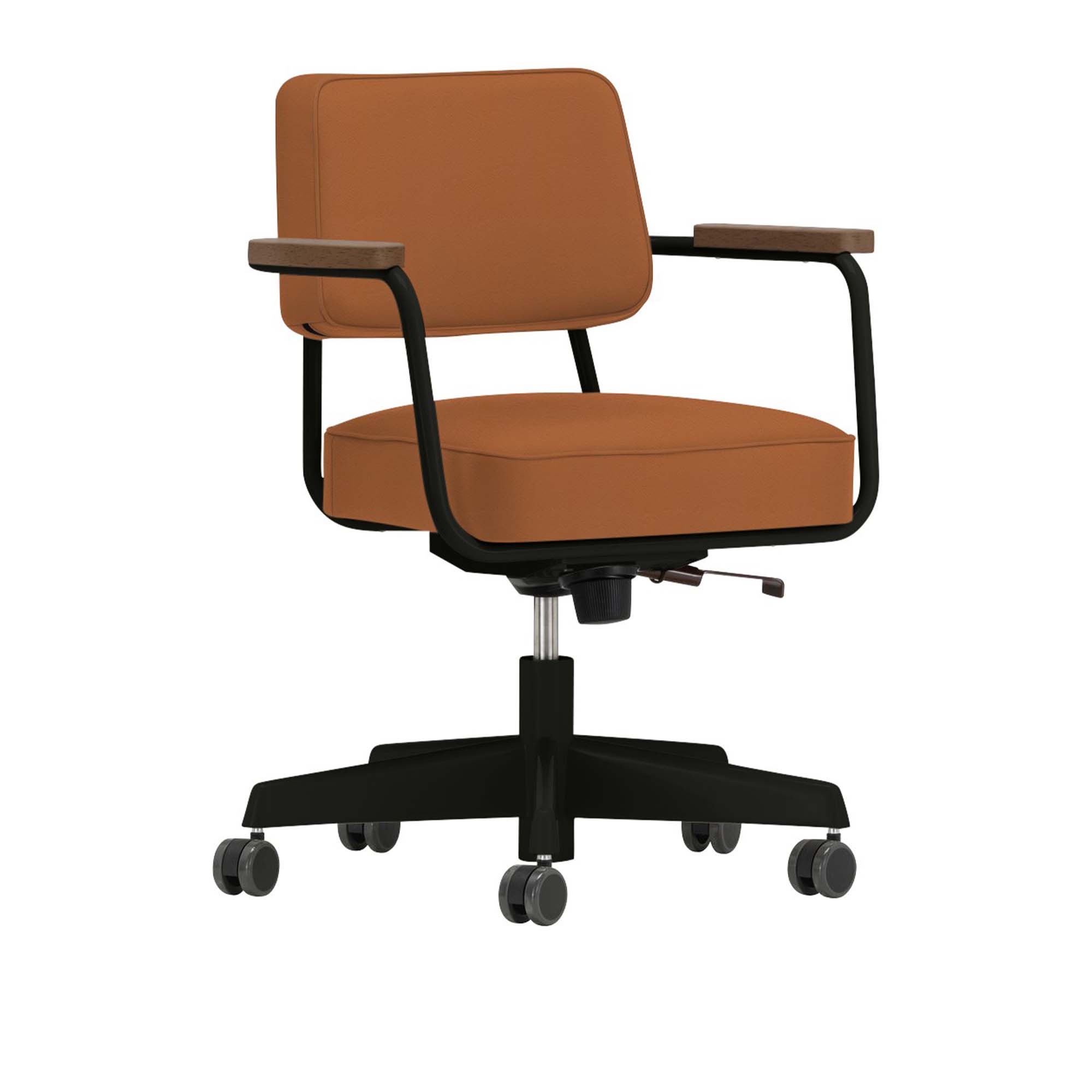 Vitra - Fauteuil Direction Pivotant, Walnut, Base Deep Black, Leather Premium Cat. L40 Col. 97 Cognac - Skrivbordsstolar - Jean Prouvé - Brun