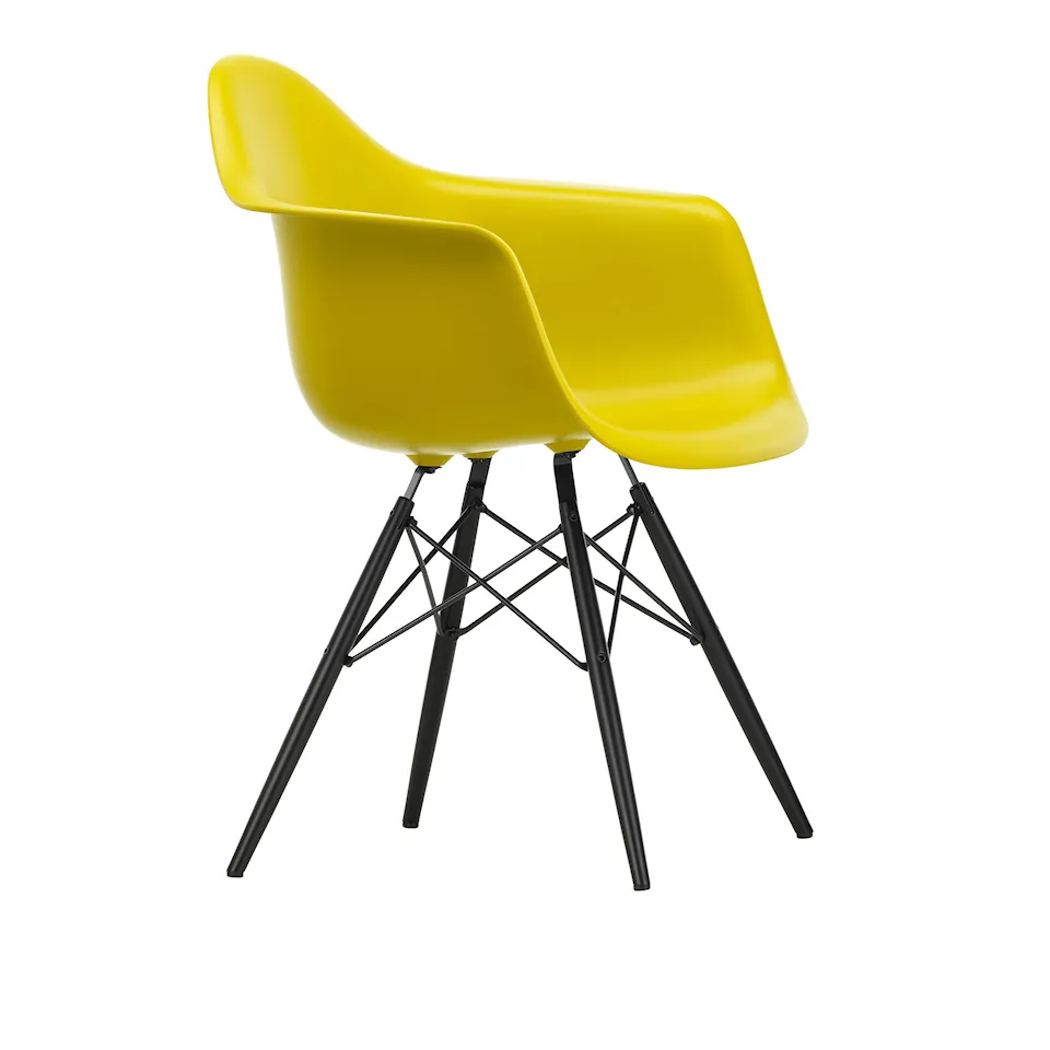Eames RE Plastic Armchair DAW matstol Black Maple