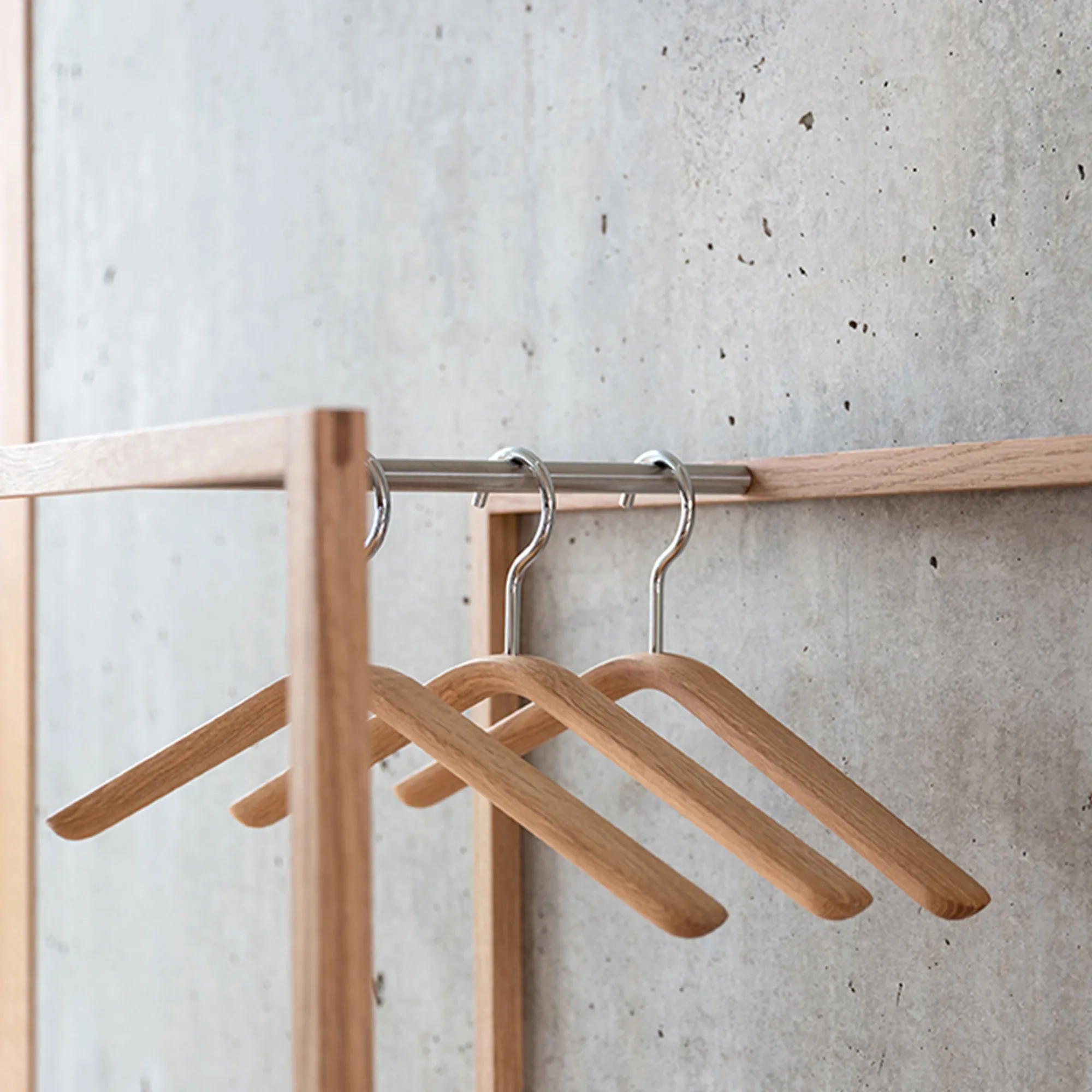 Coat Hanger 0212.