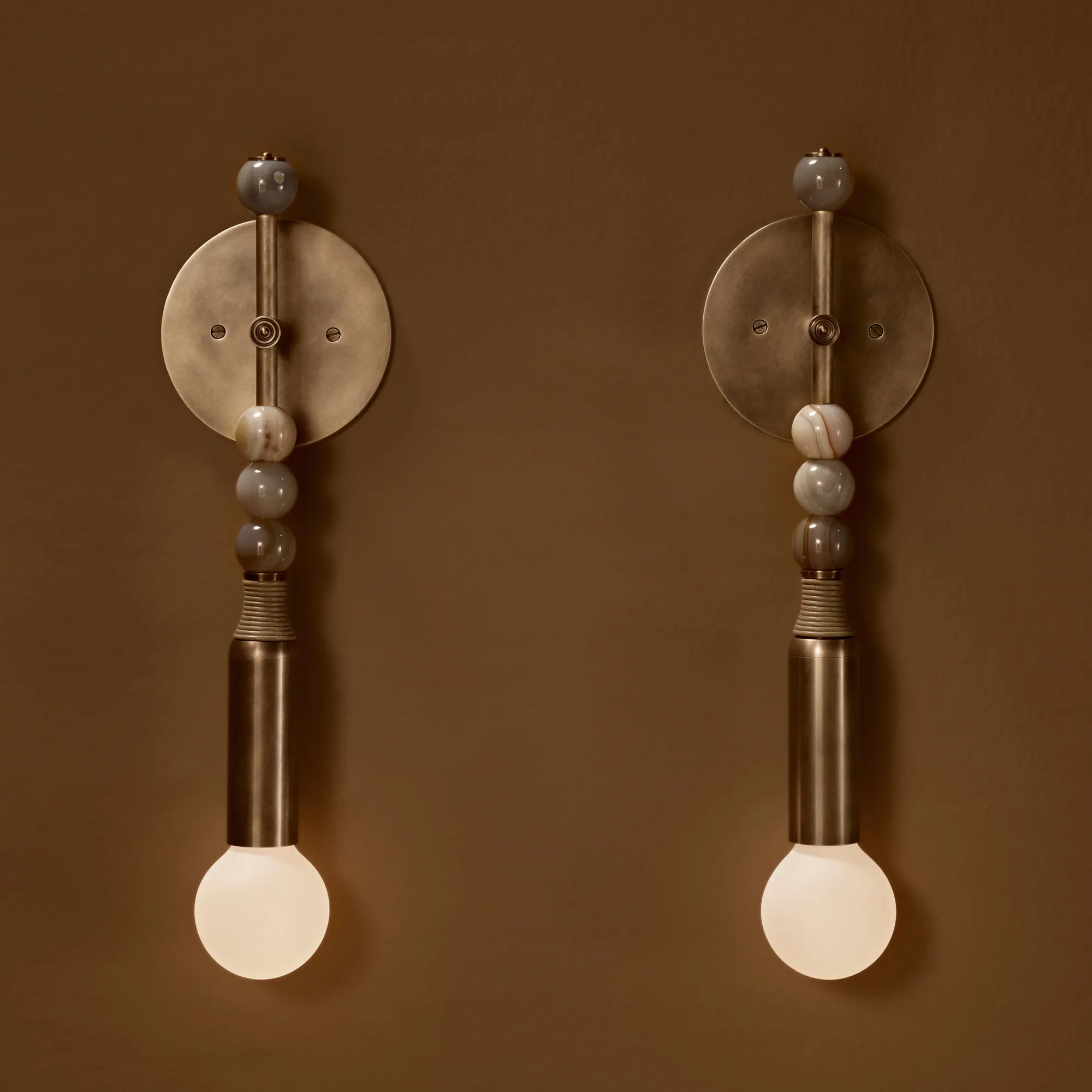 Talisman : 1 Sconce - Aged Brass
