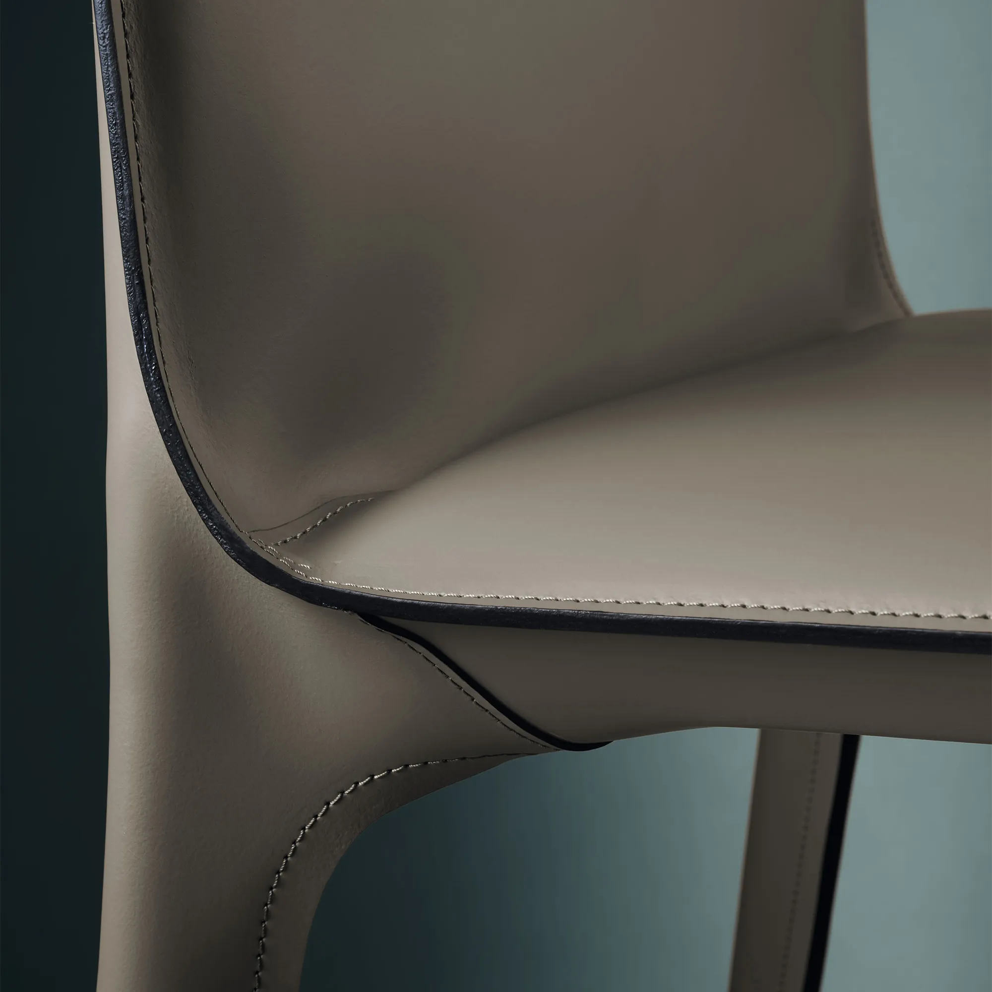 Saddle Chair
