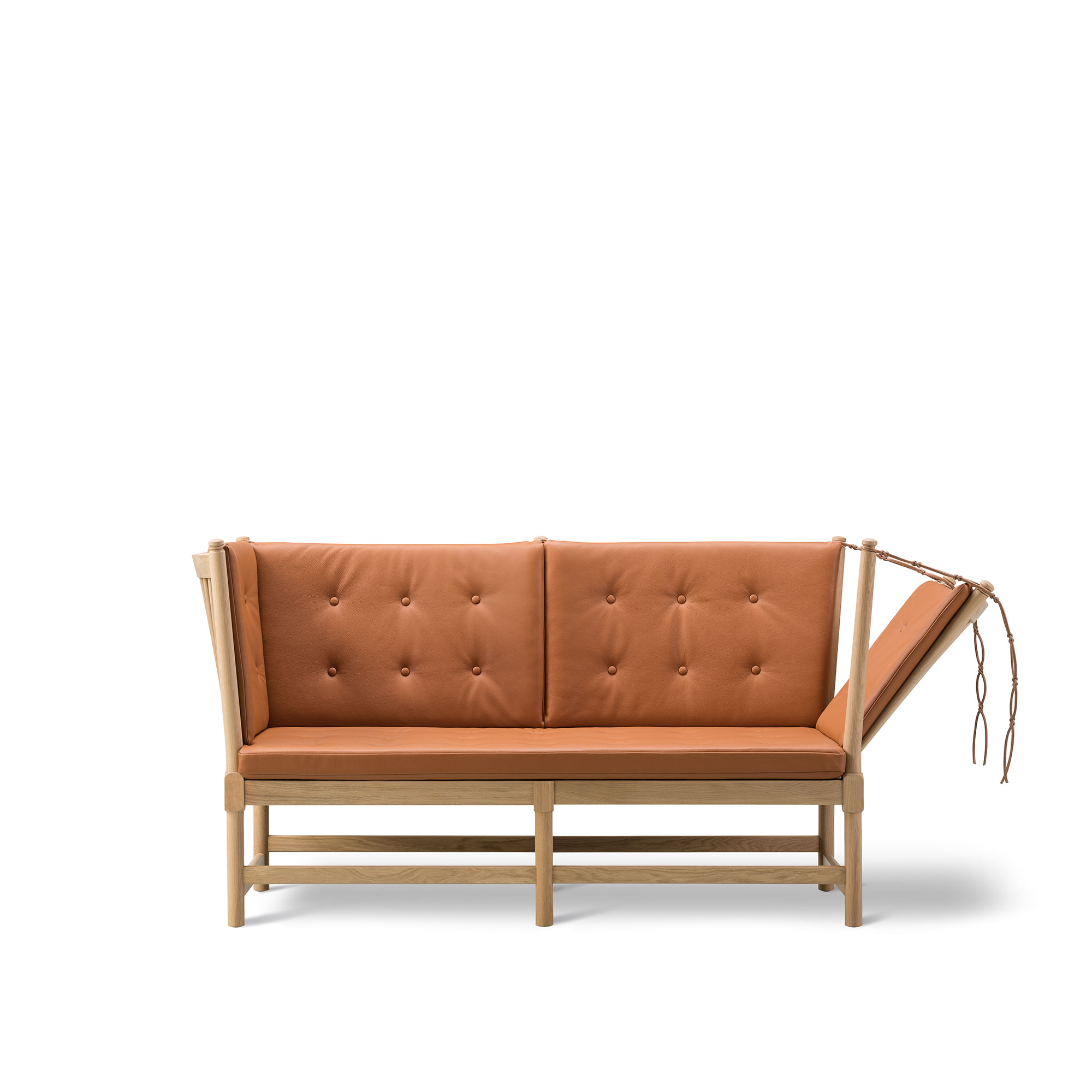 Fredericia Furniture - The Spoke-Back Sofa 2 Seater, Såpad ek, Läder 1, Omni 307 Cognac - Soffor - Børge Mogensen - Brun | Möbler - Soffor Och Dagbäddar - Soffor | Möbelexperten